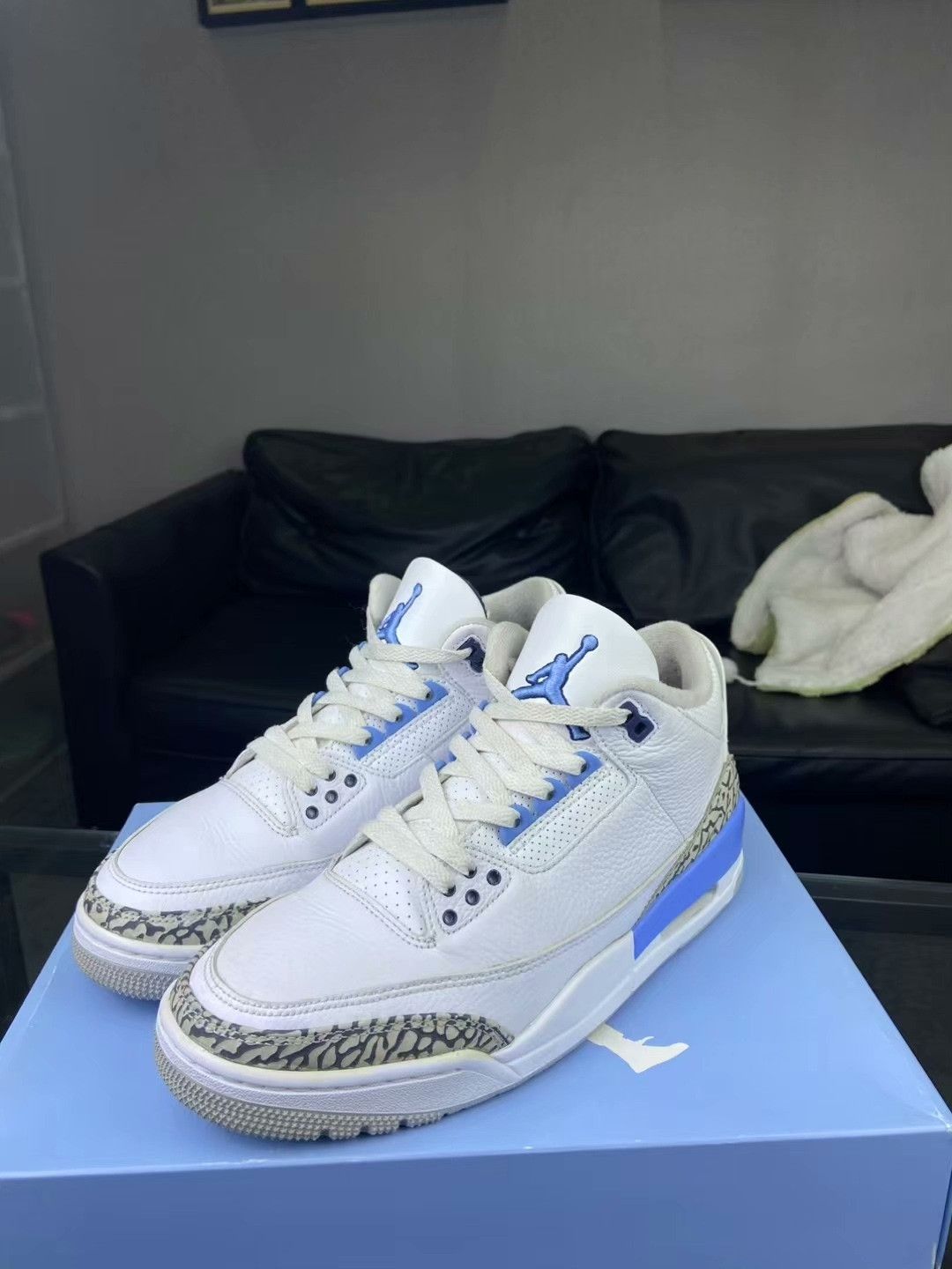 Nike Nike Blue Lowtop Sneakers 9.5 Men Size US 9.5 / EU 42-43 - 1 Thumbnail