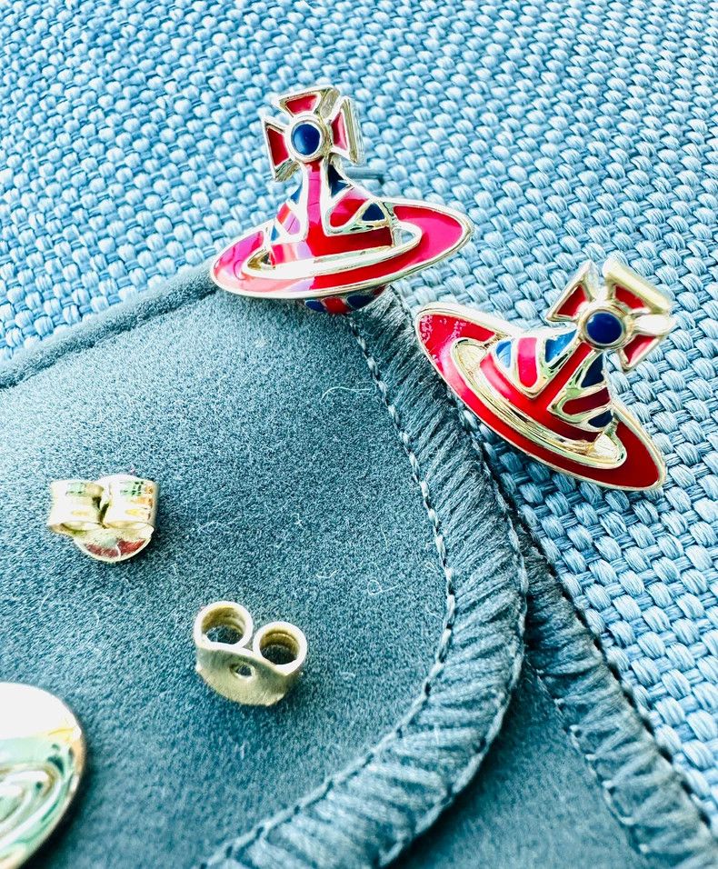 Vivienne Westwood Vivienne Westwood Enamel Saturn Earrings. Red and Blue Inl Size ONE SIZE - 4 Thumbnail