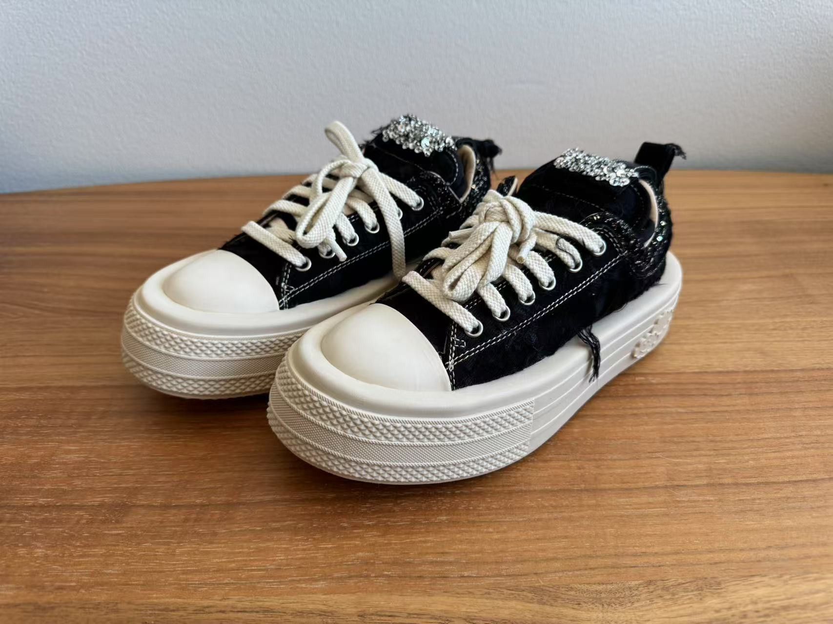 Other Foreshadow Double Uni Sneaker Size US 9 / IT 39 - 1 Thumbnail