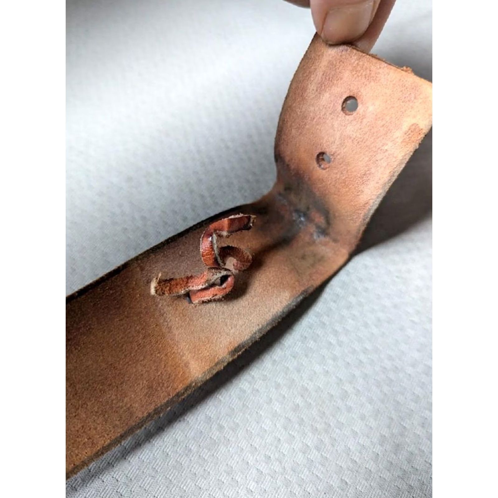Vintage VINTAGE HANDCRAFTED leather belt brown WESTERN cowboy buckle 24 COWHIDE Womens Size ONE SIZE - 4 Thumbnail
