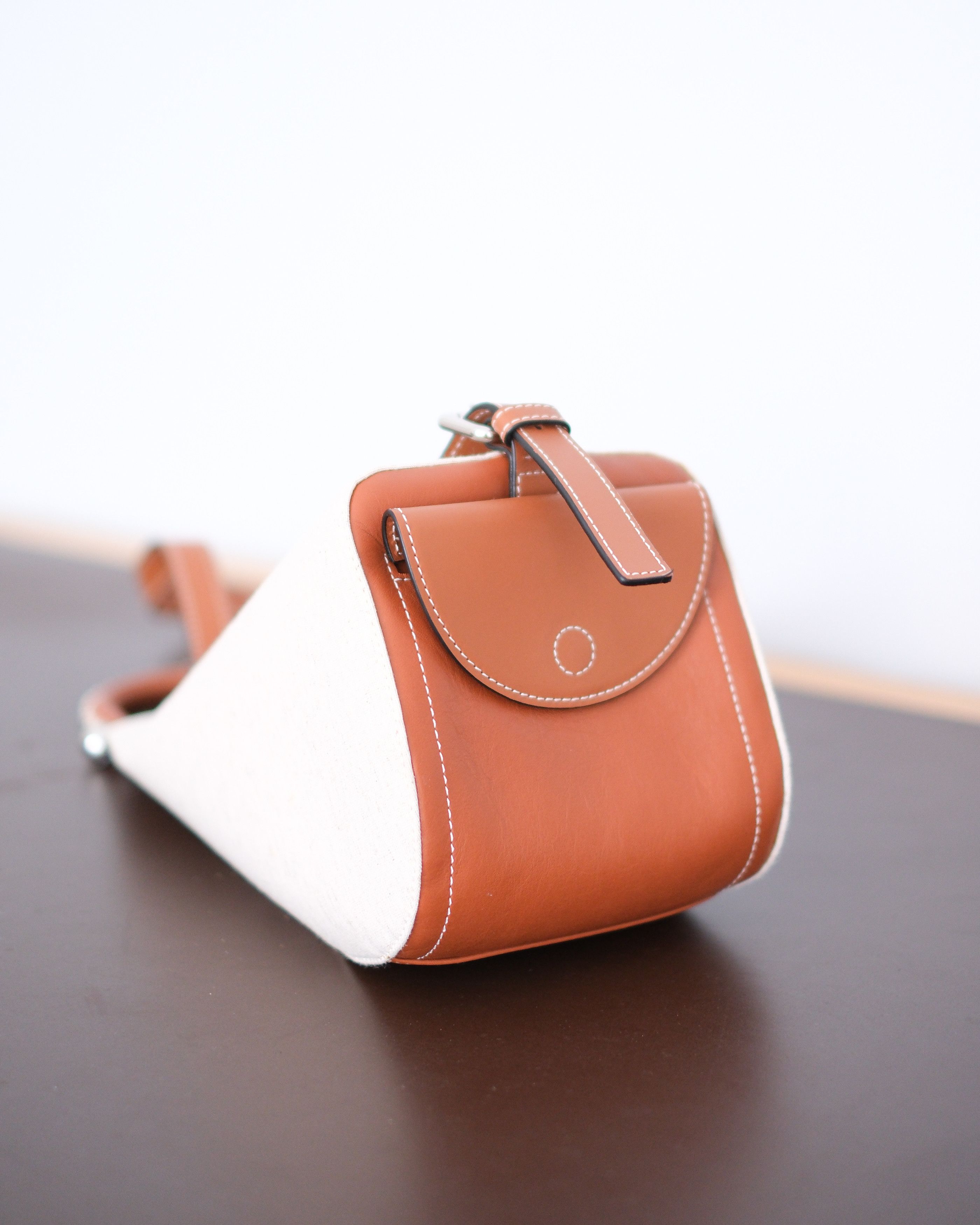JW Anderson J.W. Anderson Wedge Bag Size ONE SIZE - 3 Thumbnail