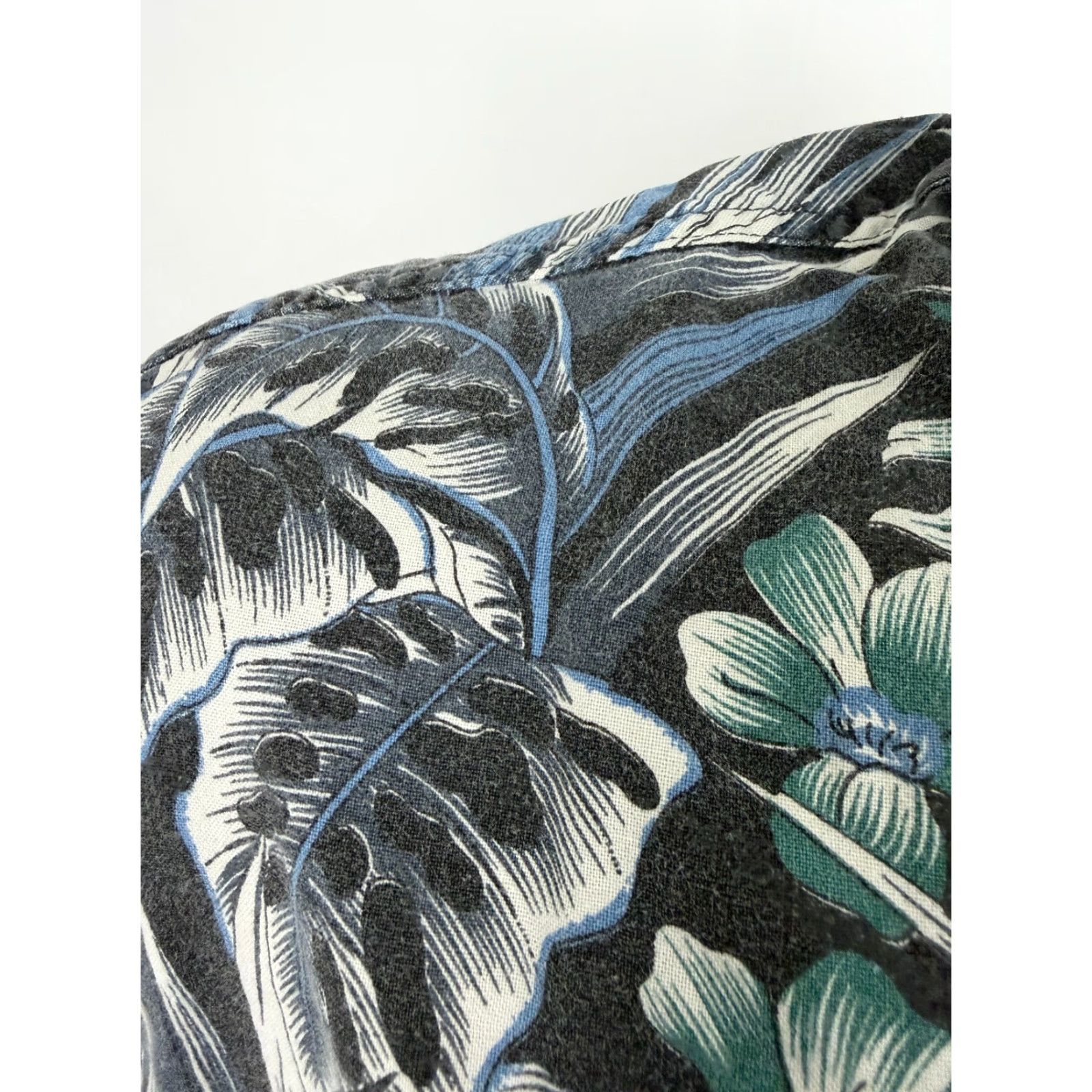 Vintage VINTAGE Impact Hawaiian Shirt Men L Black 90s Floral Short Sleeve Button-Up Collared Cotton Casual Beach Hawaii Size US L / EU 52-54 / 3 - 4 Thumbnail