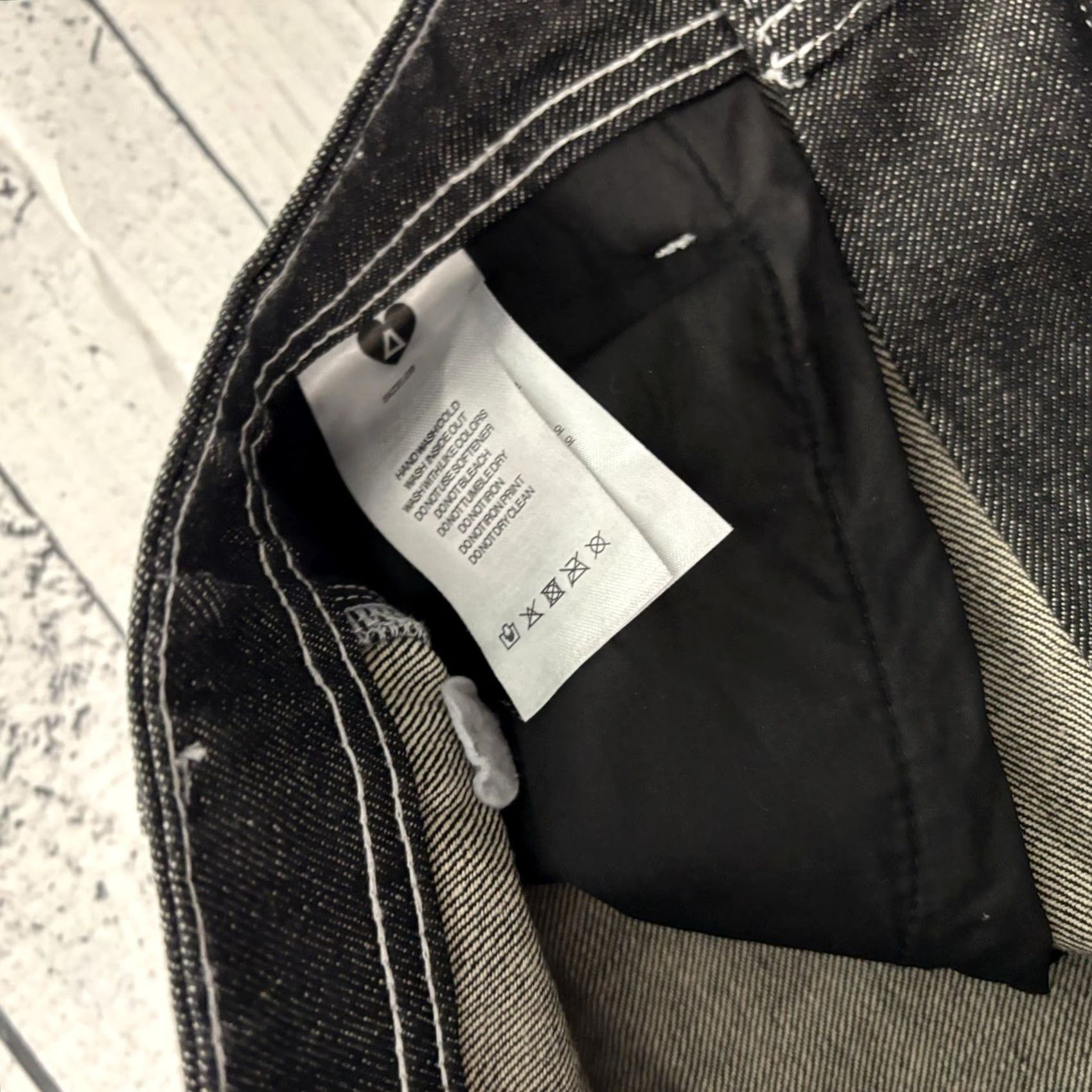 Vintage Aelfric Eden Jeans Women Wide-Leg Black 28 Denim Cotton 5-Pocket 28 Women's Jeans 28 Black Aelfric Eden Wide-Leg Denim Jeans Size 28" / US 6 / IT 42 - 7 Thumbnail