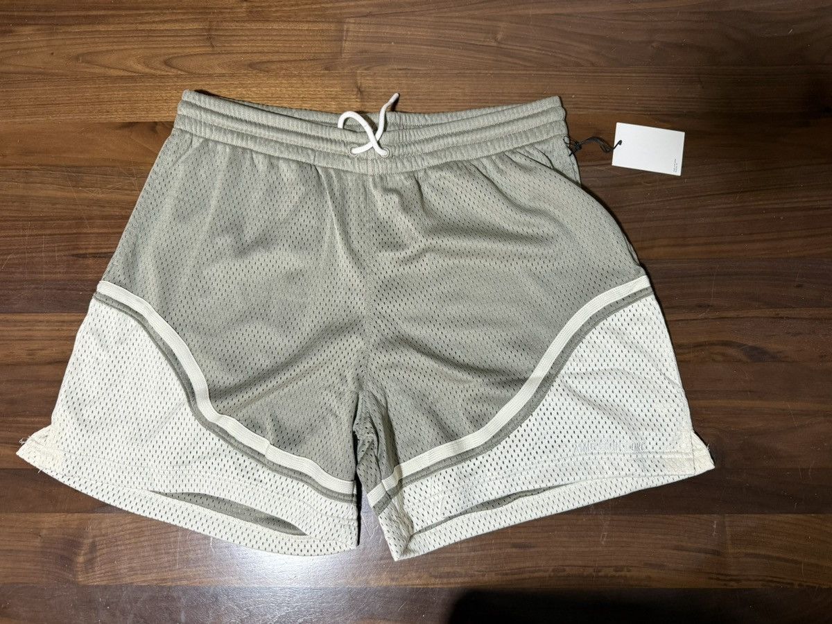 Aime Leon Dore Aime Leon Dore Colorblock Court Paneled Basketball Short XL Size US 36 / EU 52 - 1 Thumbnail