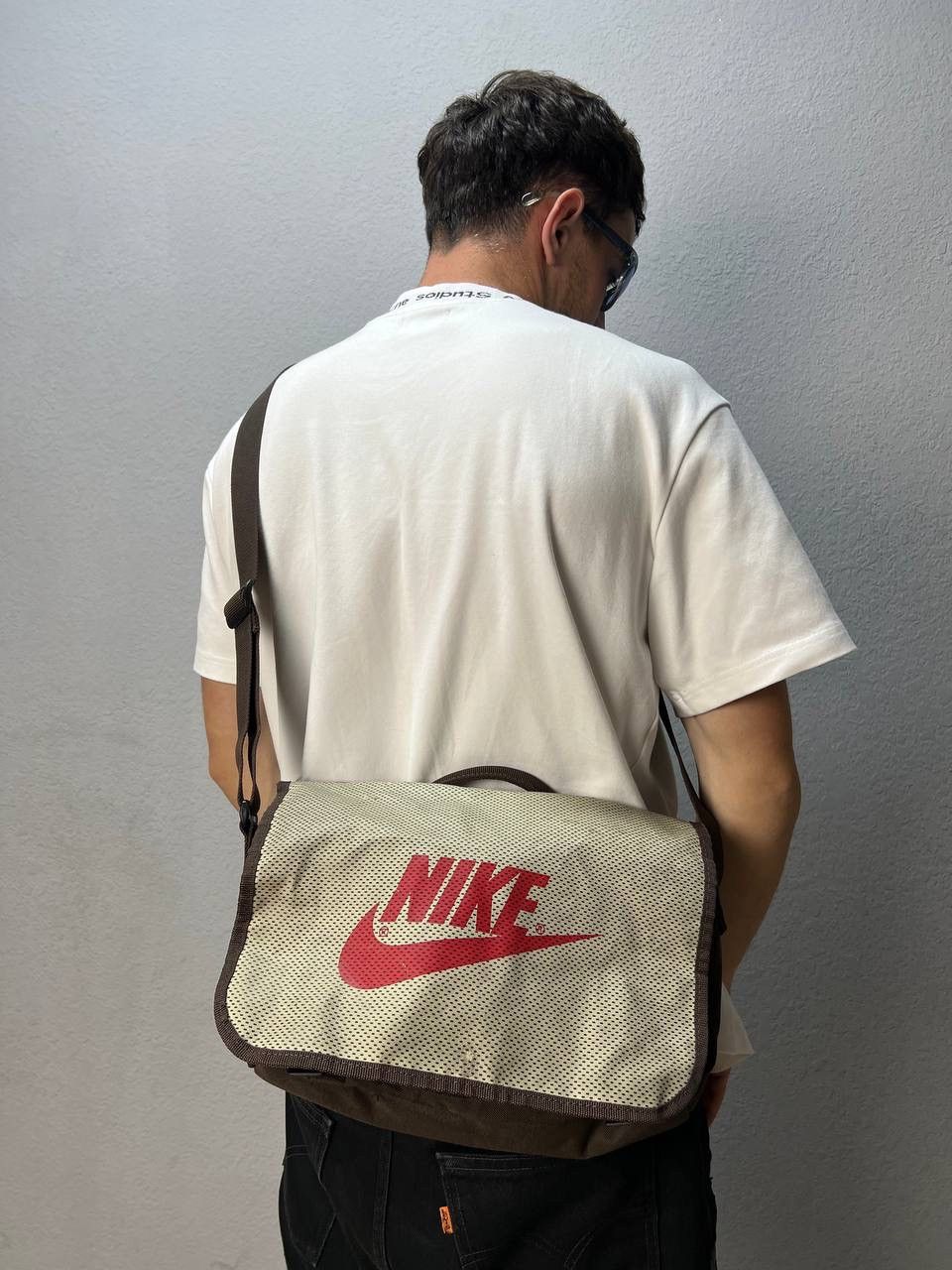 Nike × Vintage Rare Vintage Sling Bag Sandbag Nylon Y2K Gorpcore Size ONE SIZE - 1 Thumbnail