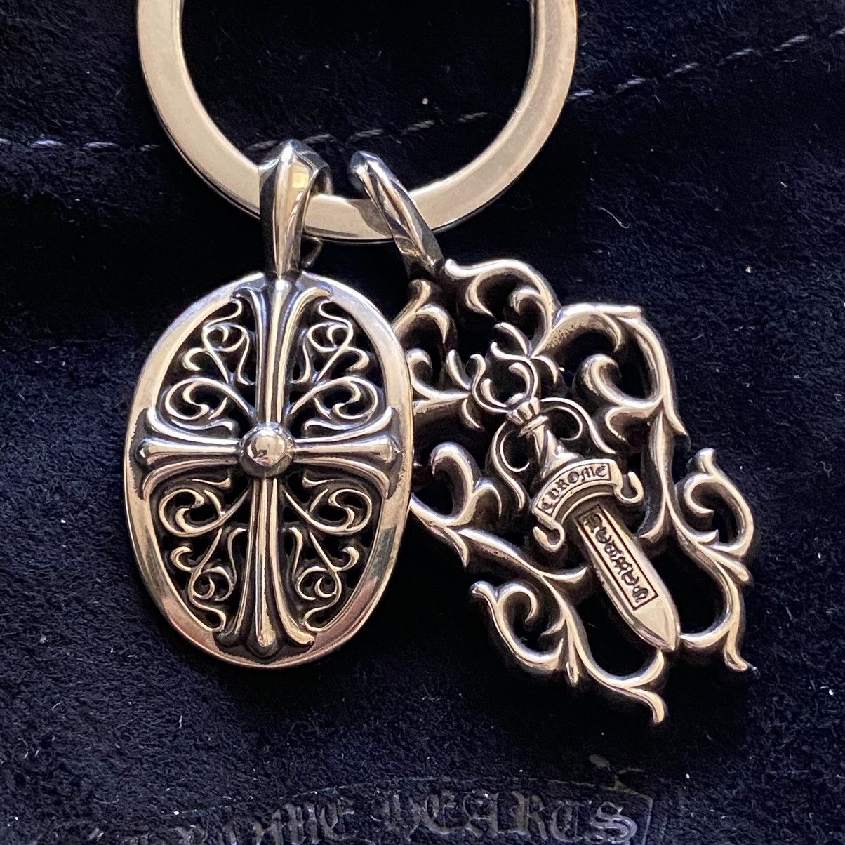 Chrome Hearts Chrome Hearts Oval and Vine Pendant Keychain/Bag Charm Size ONE SIZE - 5 Thumbnail