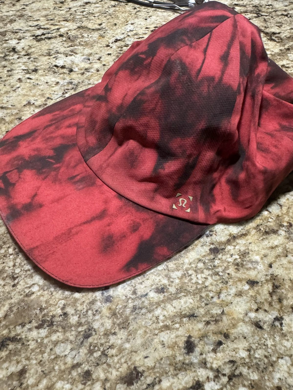 Lululemon Lululemon Running Hat OS Size ONE SIZE - 1 Thumbnail