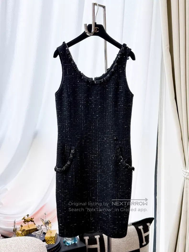 Chanel Chanel Bow heavy industry sequin soft tweed braided sleeve Size XS / US 0-2 / IT 36-38 - 1 Thumbnail