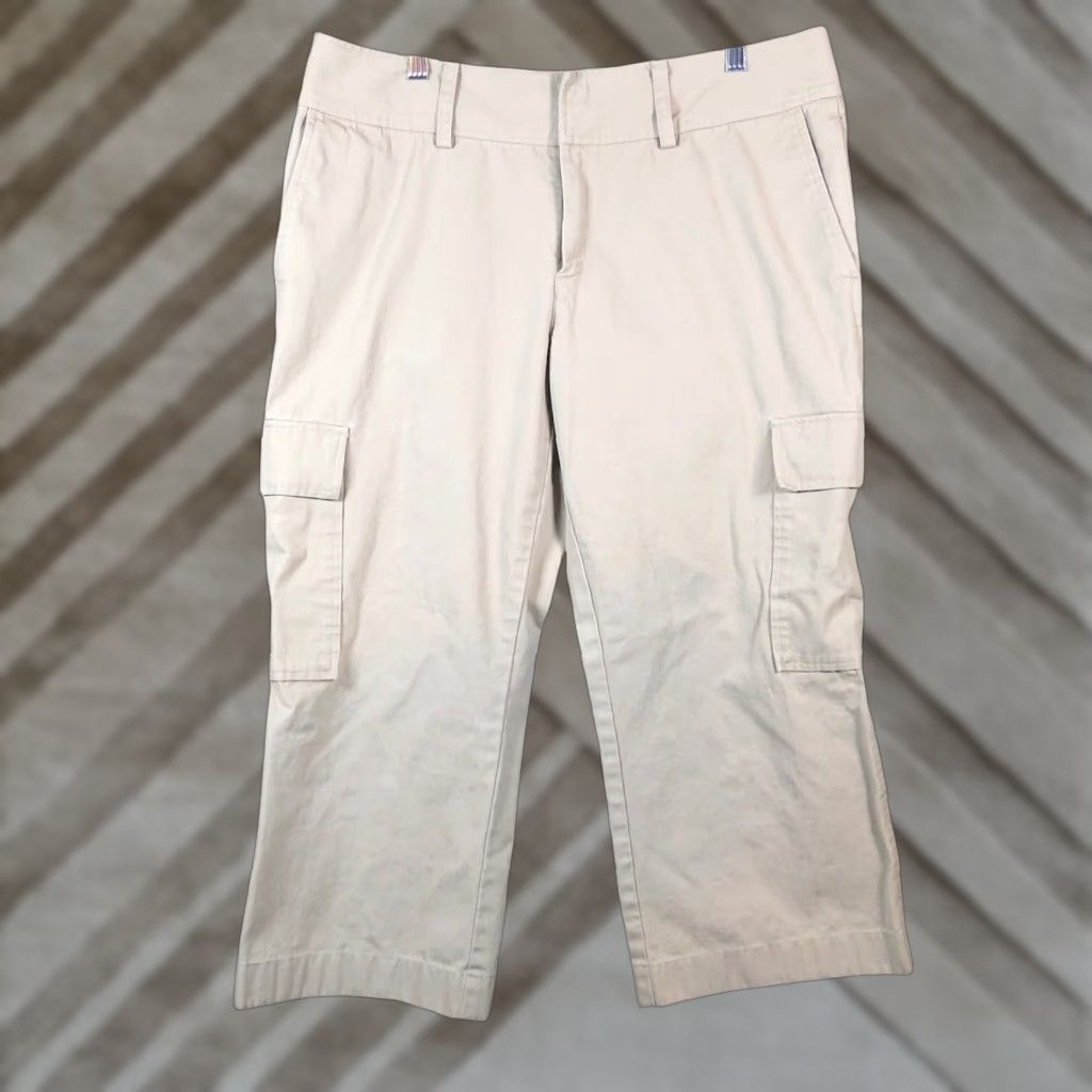 Banana Republic Banana Republic Womens Pants Tan Mid Rise Cargo Capris 100% Cotton 14 Capris Pants Women's Casual Workwear 14 Size 36" / US 14 / IT 50 - 1 Thumbnail