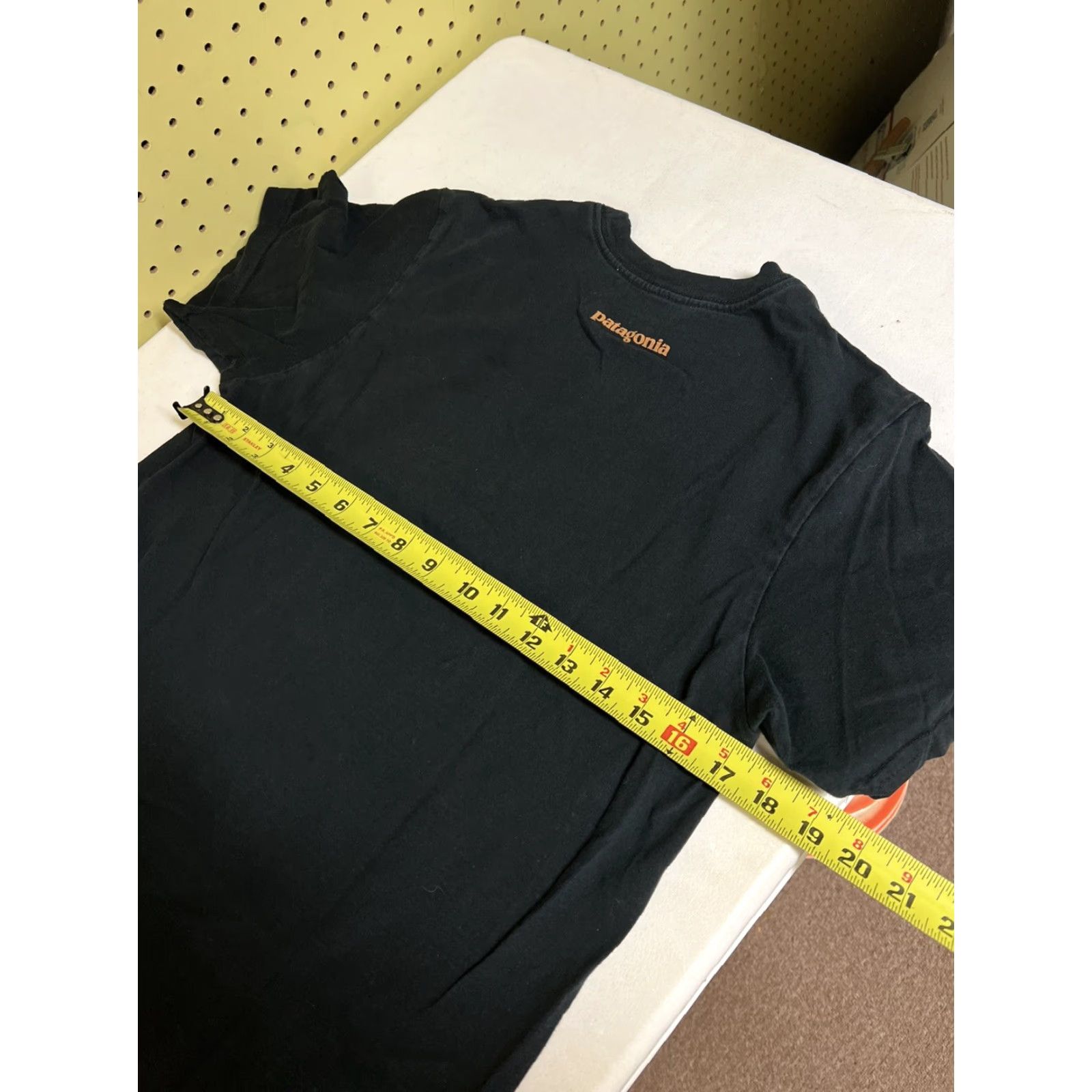 Patagonia Patagonia Kill Gas Pump Logo Tshirt Men S USA Organic Climate Change Promo RARE Shirt Size US S / EU 44-46 / 1 - 4 Thumbnail