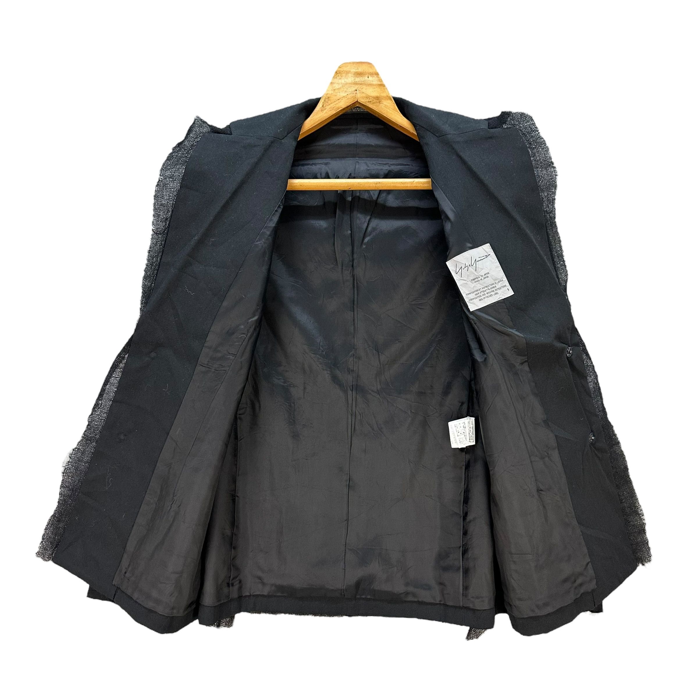 Yohji Yamamoto AW04 YOHJI YAMAMOTO Raw-Edge Deconstructed Jacket #A80-1942 Size S / US 4 / IT 40 - 12 Thumbnail