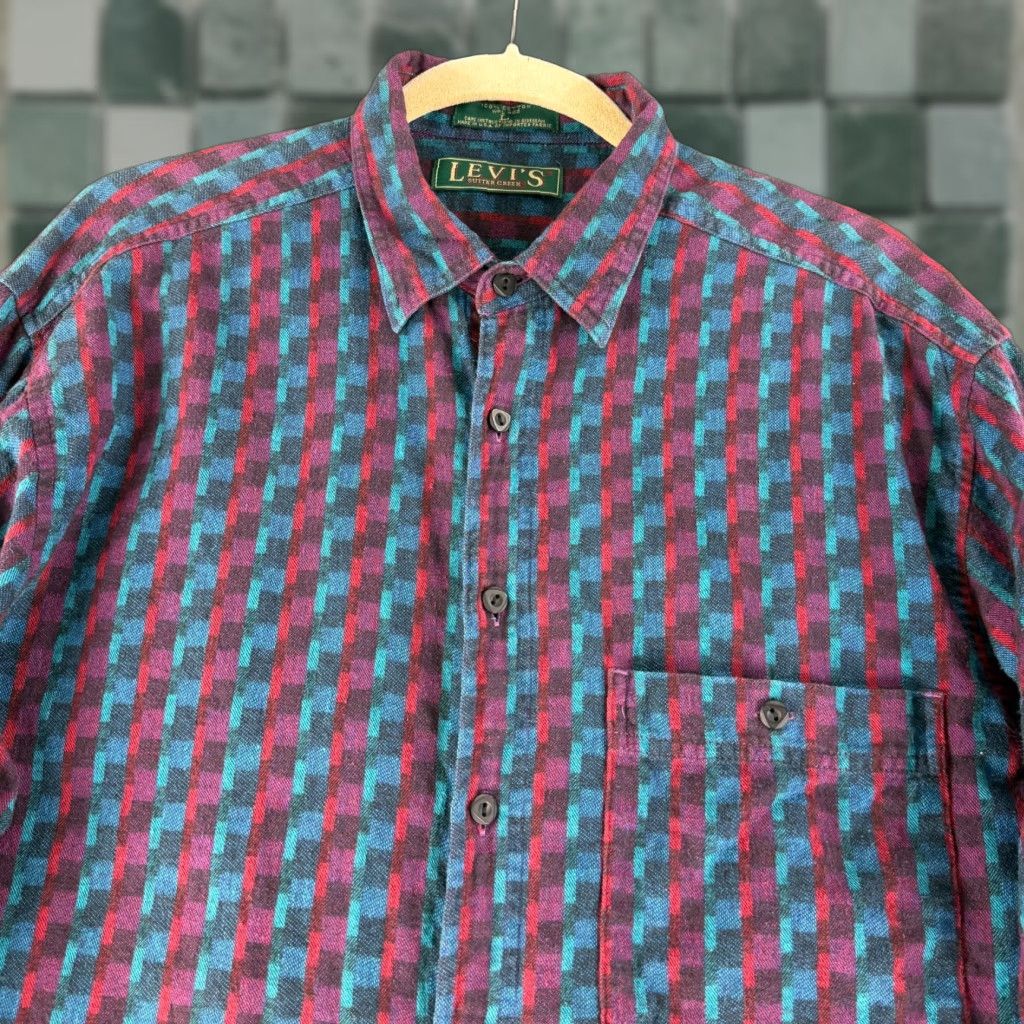 Levi's VINTAGE Levi's Button-Up Shirt Mens L Blue Geo Print Long Sleeve Cotton VTG USA Made Size US L / EU 52-54 / 3 - 1 Thumbnail