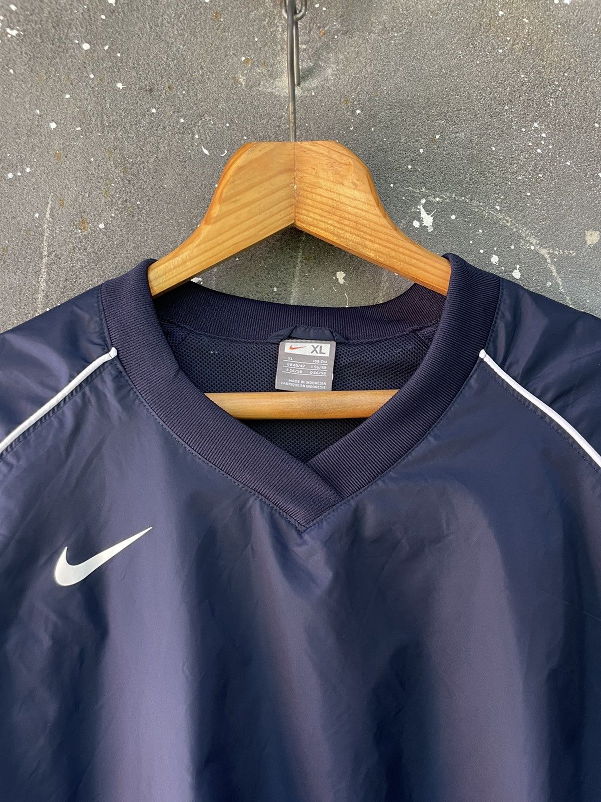 Nike Vintage Nike Nylon 90’s Sweatshirt Y2K Swoosh RARE Size US XL / EU 56 / 4 - 2 Thumbnail