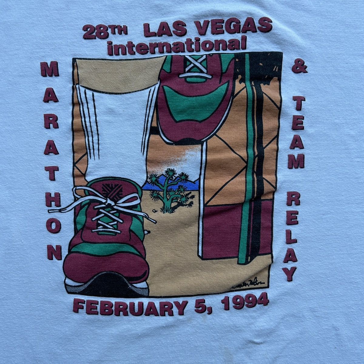 Vintage vintage 28th Las Vegas International Marathon Tee Size US L / EU 52-54 / 3 - 2 Thumbnail