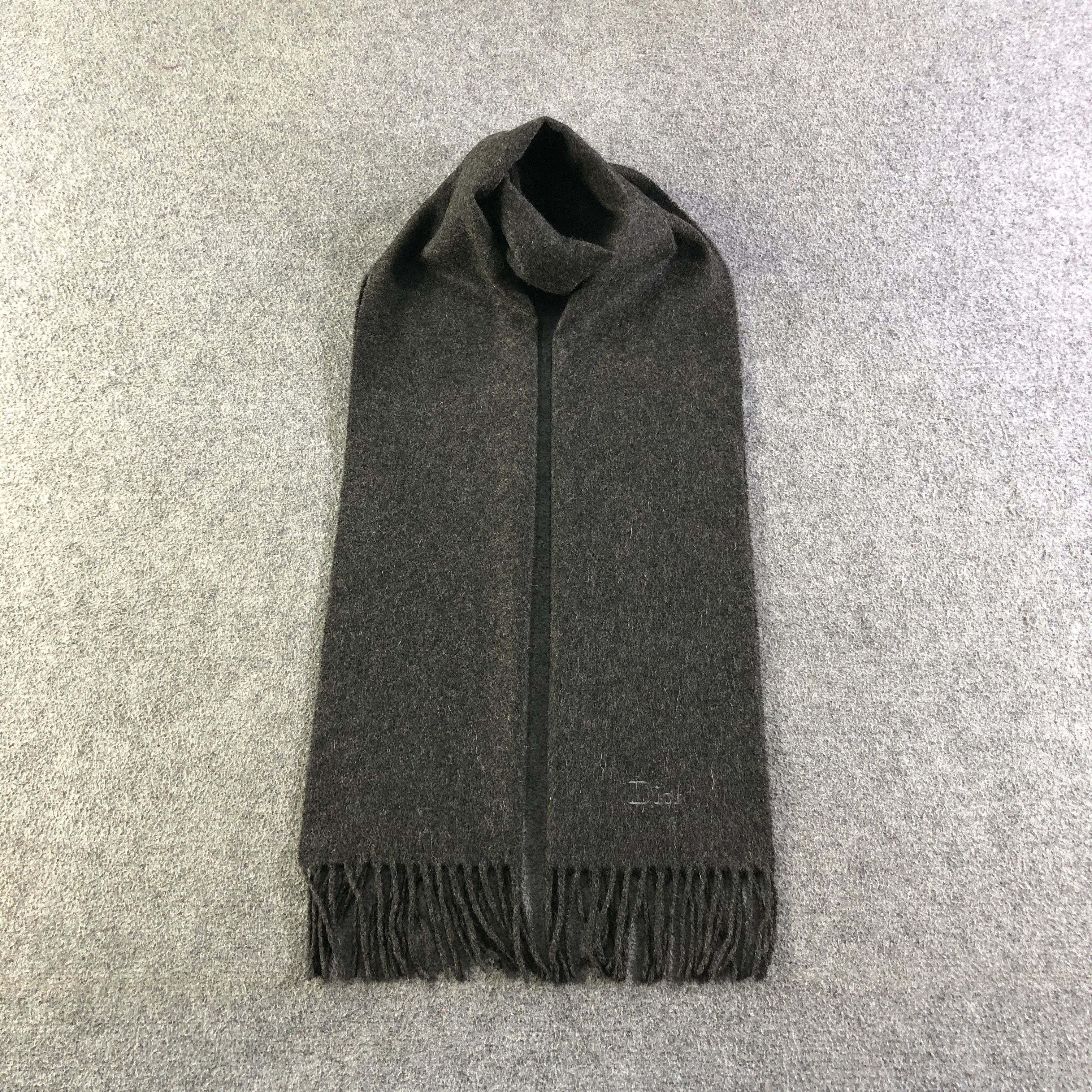 Christian Dior Wool Scarf Muffler Neckwear V2654