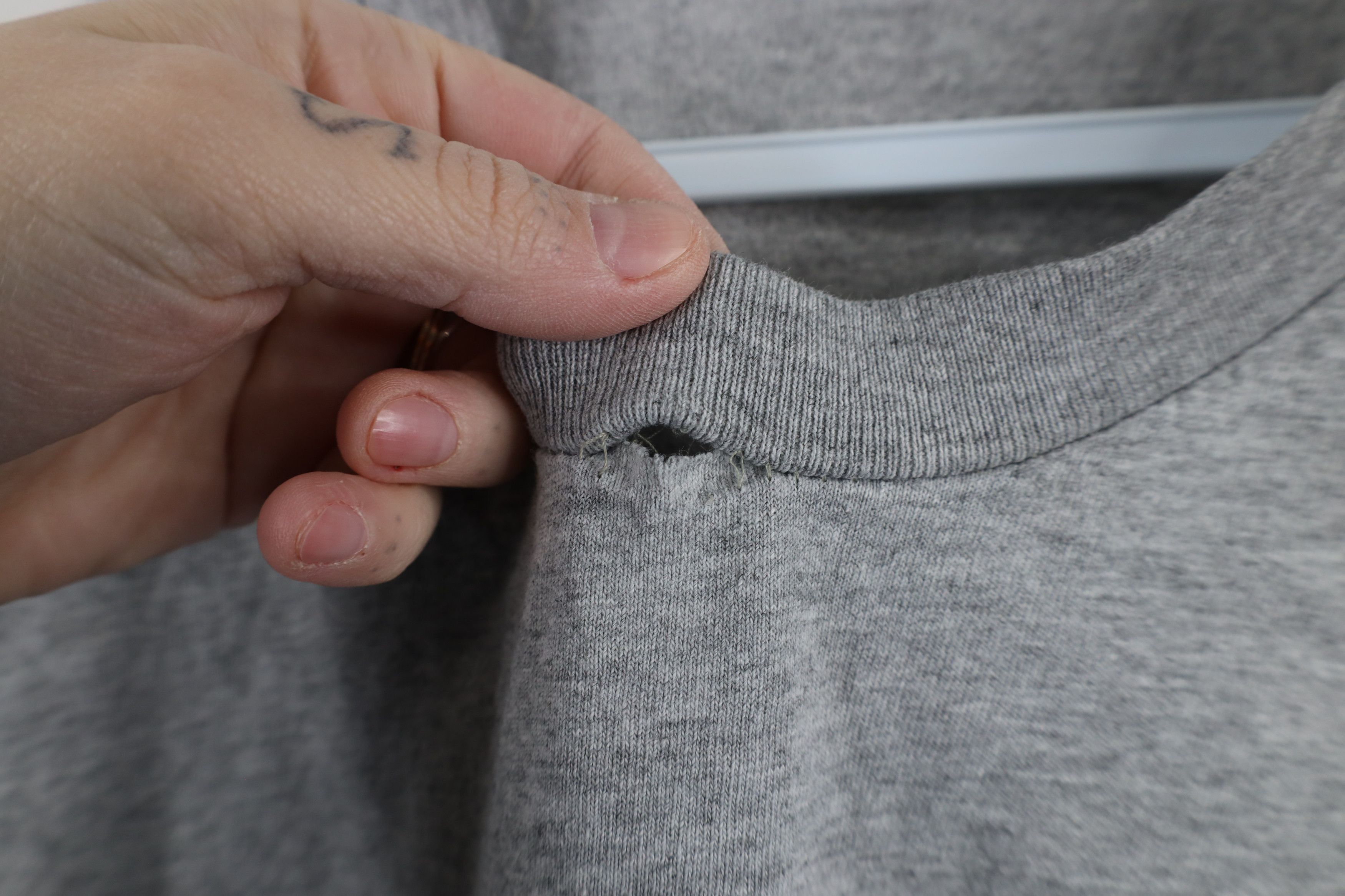 Nike × Vintage Vintage 90s Nike Travis Scott Mini Swoosh T-Shirt Gray Size US S / EU 44-46 / 1 - 5 Thumbnail