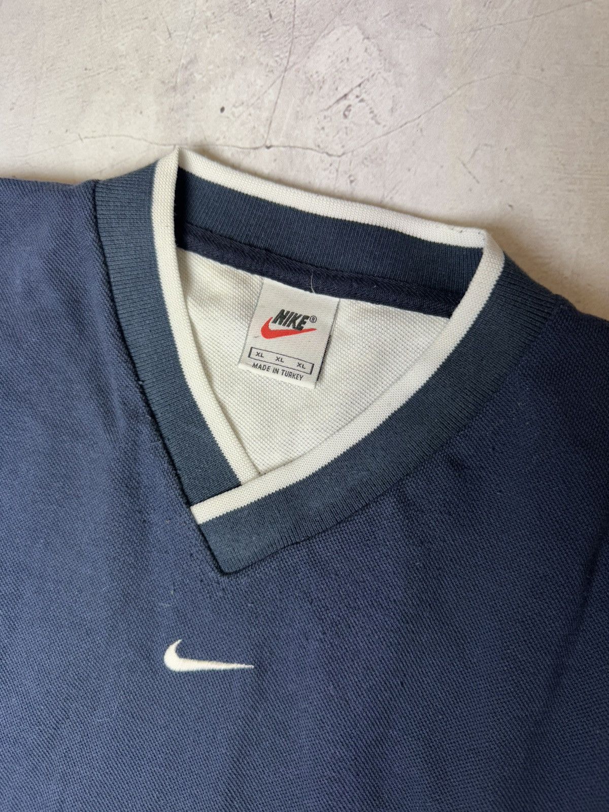 Nike × Vintage Vintage Nike Swoosh T Shirt Size US XL / EU 56 / 4 - 3 Thumbnail