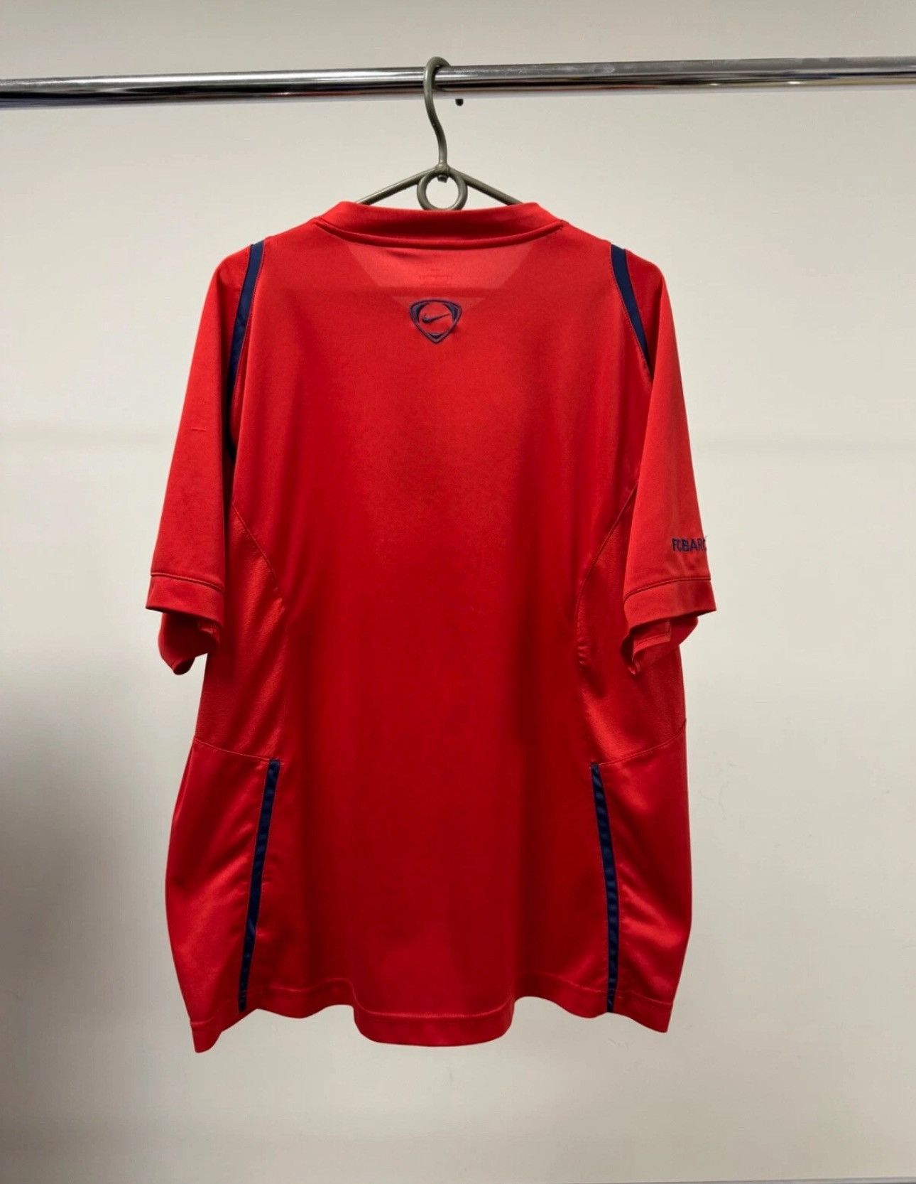 Nike × Vintage NIKE FC BARCELONA 2006/2007 TRAINING FOOTBALL SHIRT JERSEY Size US L / EU 52-54 / 3 - 4 Thumbnail