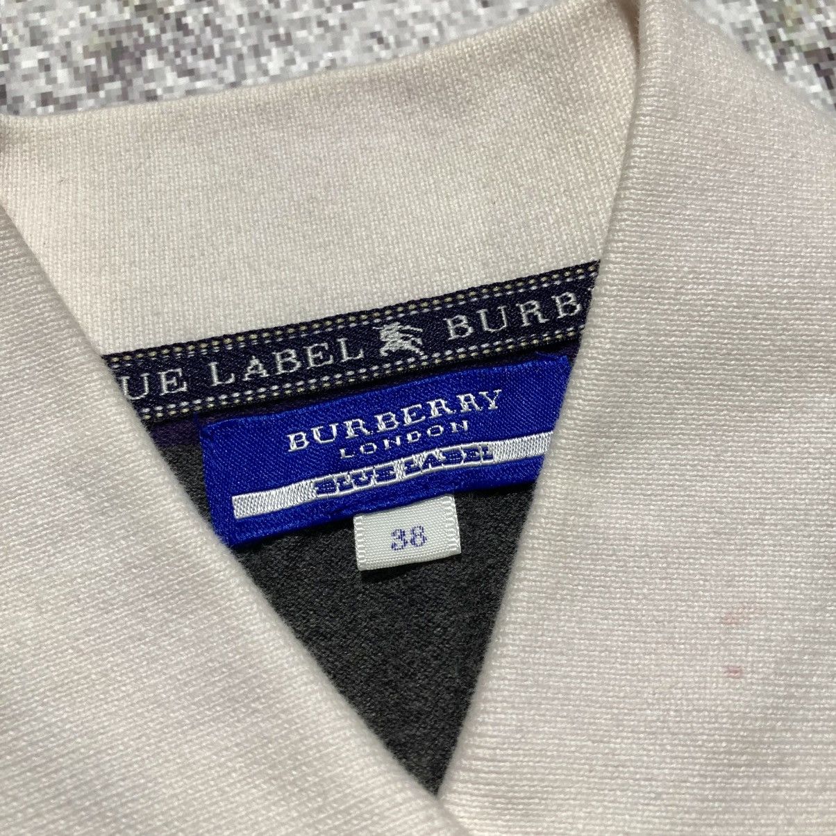 Burberry Vintage Burberry Blue Label Women Polo Tee Stripe Luxuruy Size XS / US 0-2 / IT 36-38 - 13 Thumbnail