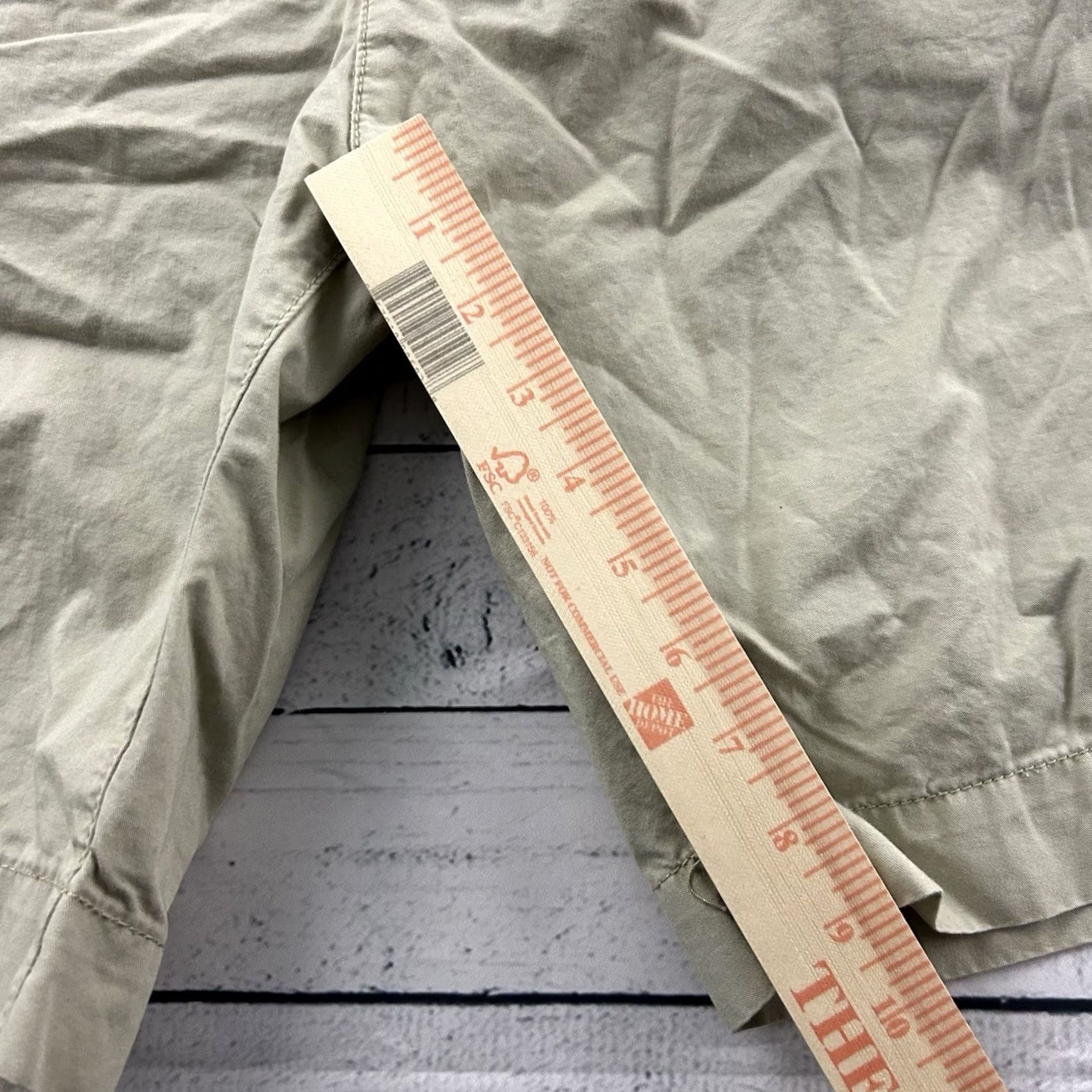 Robert Graham Robert Graham Classic Fit Flat Front Casual Shorts Men 36 Khaki Beige Chino Front Type Flat Front Casual Shorts Mens Beigh Beige 90s? Size US 36 / EU 52 - 3 Thumbnail