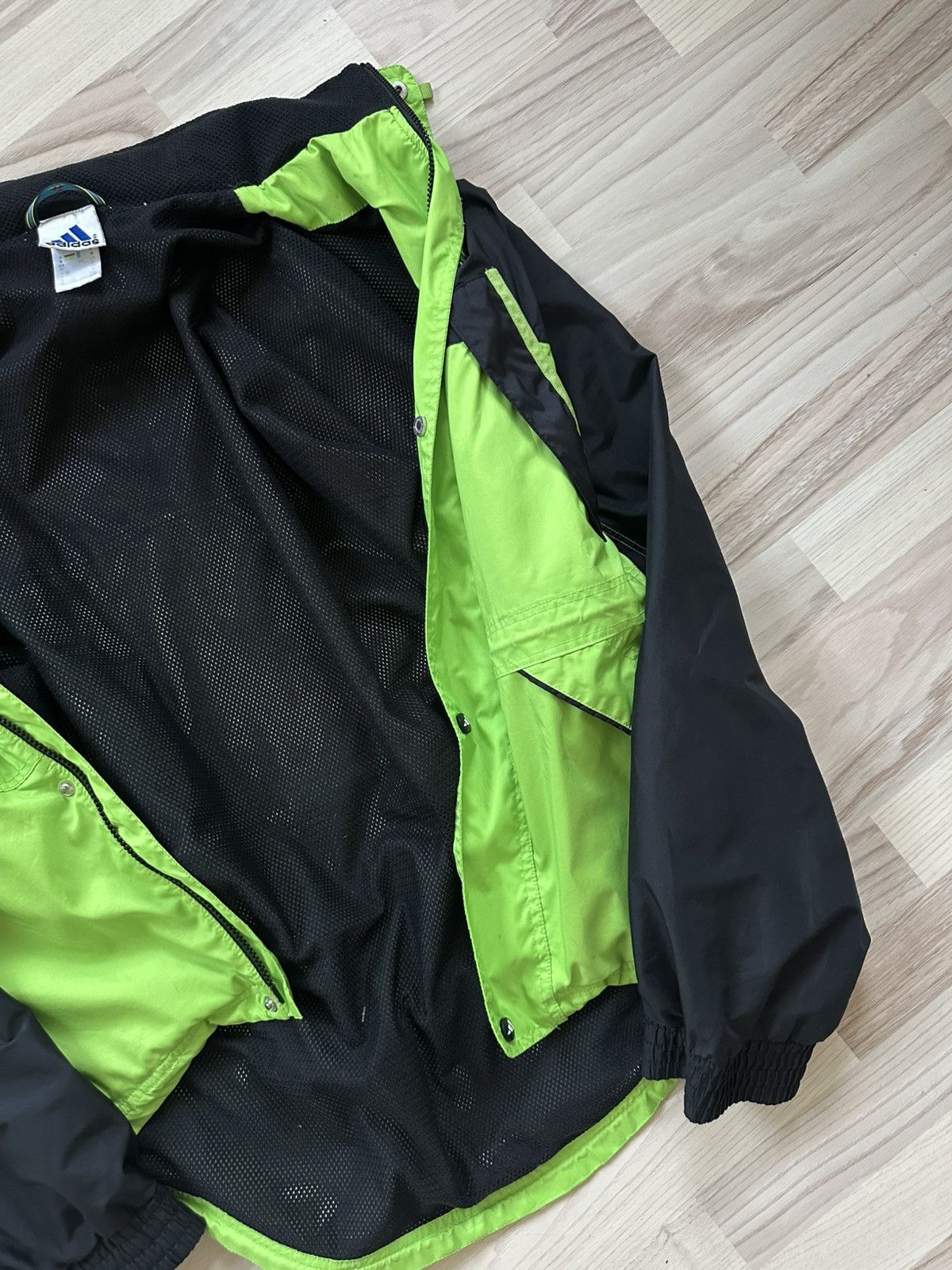 Adidas Adidas Vintage Retro 90s Green Jacket Windbreaker Outwear Size US M / EU 48-50 / 2 - 7 Thumbnail