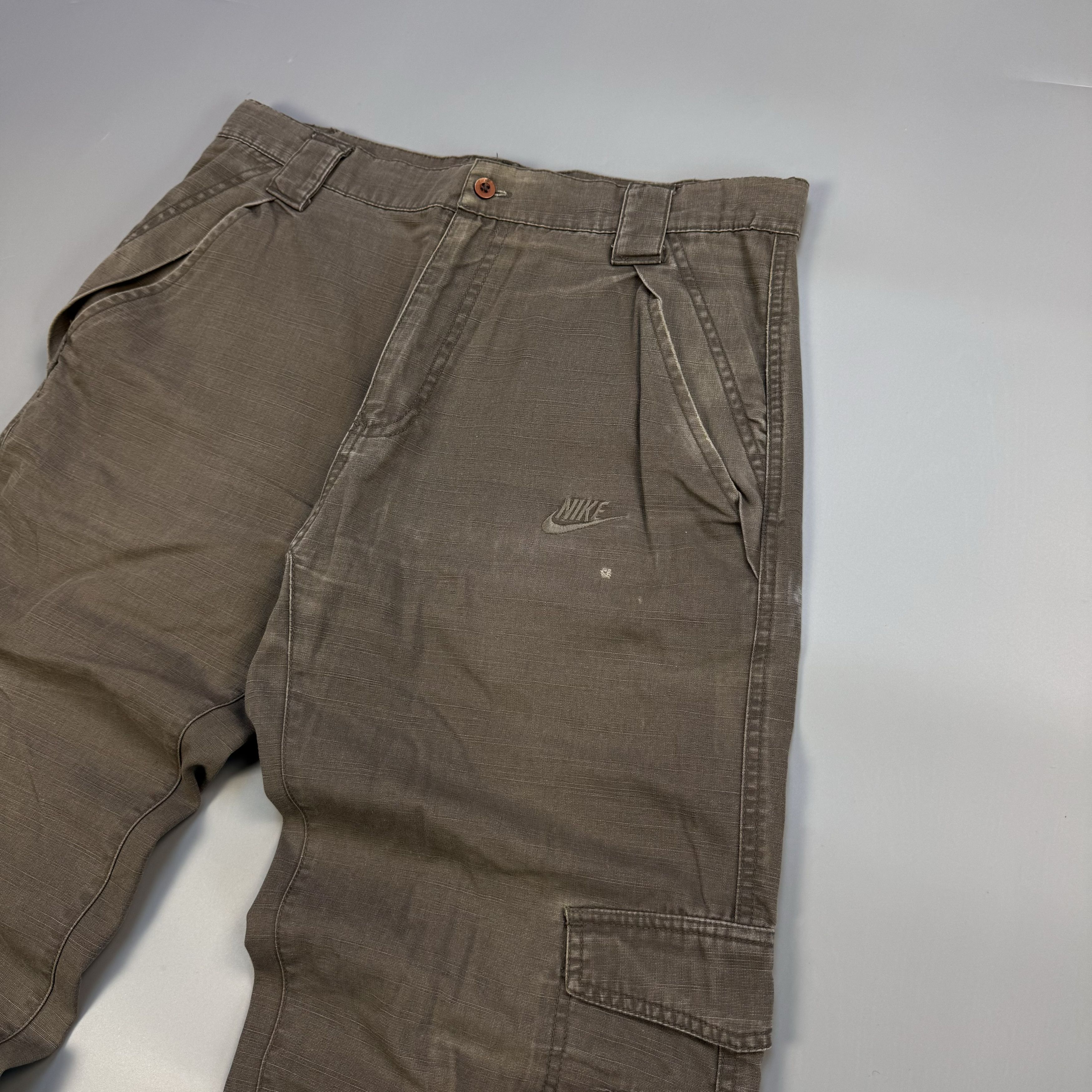 Nike × Vintage NIKE CARGO VINTAGE FADED PANTS KHAKI DIRTY DISTRESSED Y2K Size US 32 / EU 48 - 3 Thumbnail