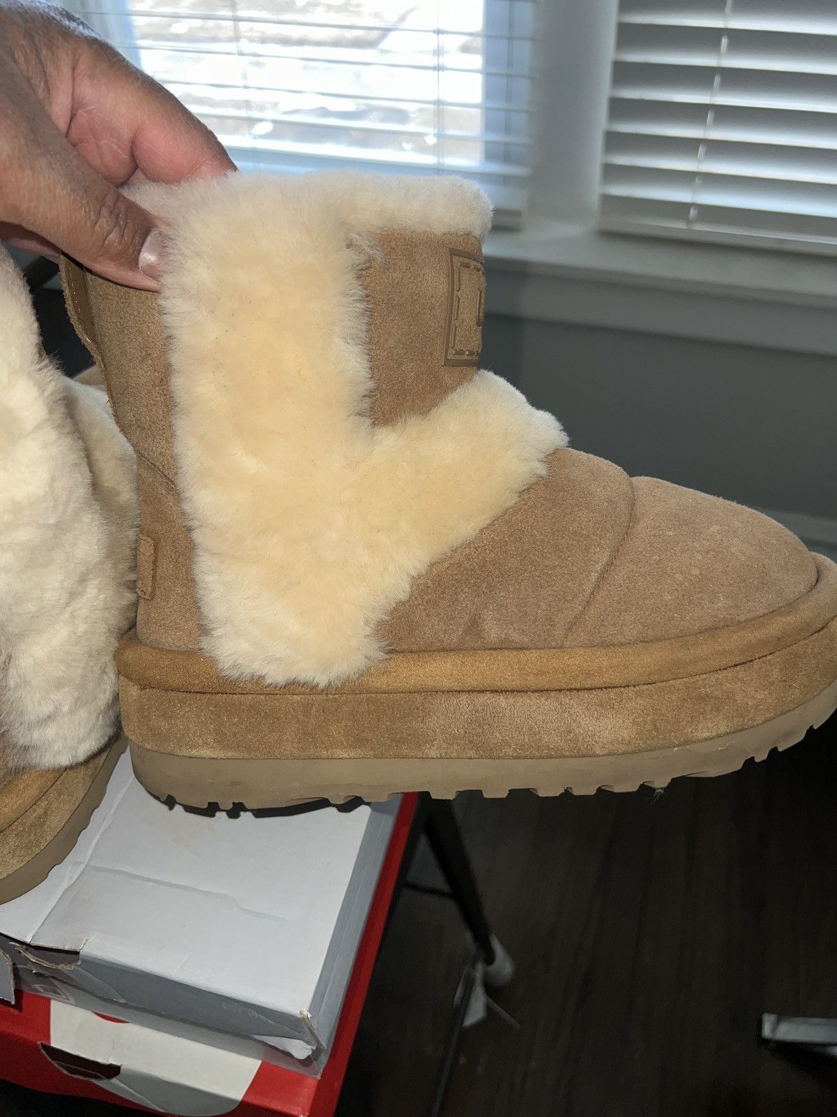 Ugg Woman’s Classic Chillapeak Ugg Boot Size US 7 / IT 37 - 4 Thumbnail