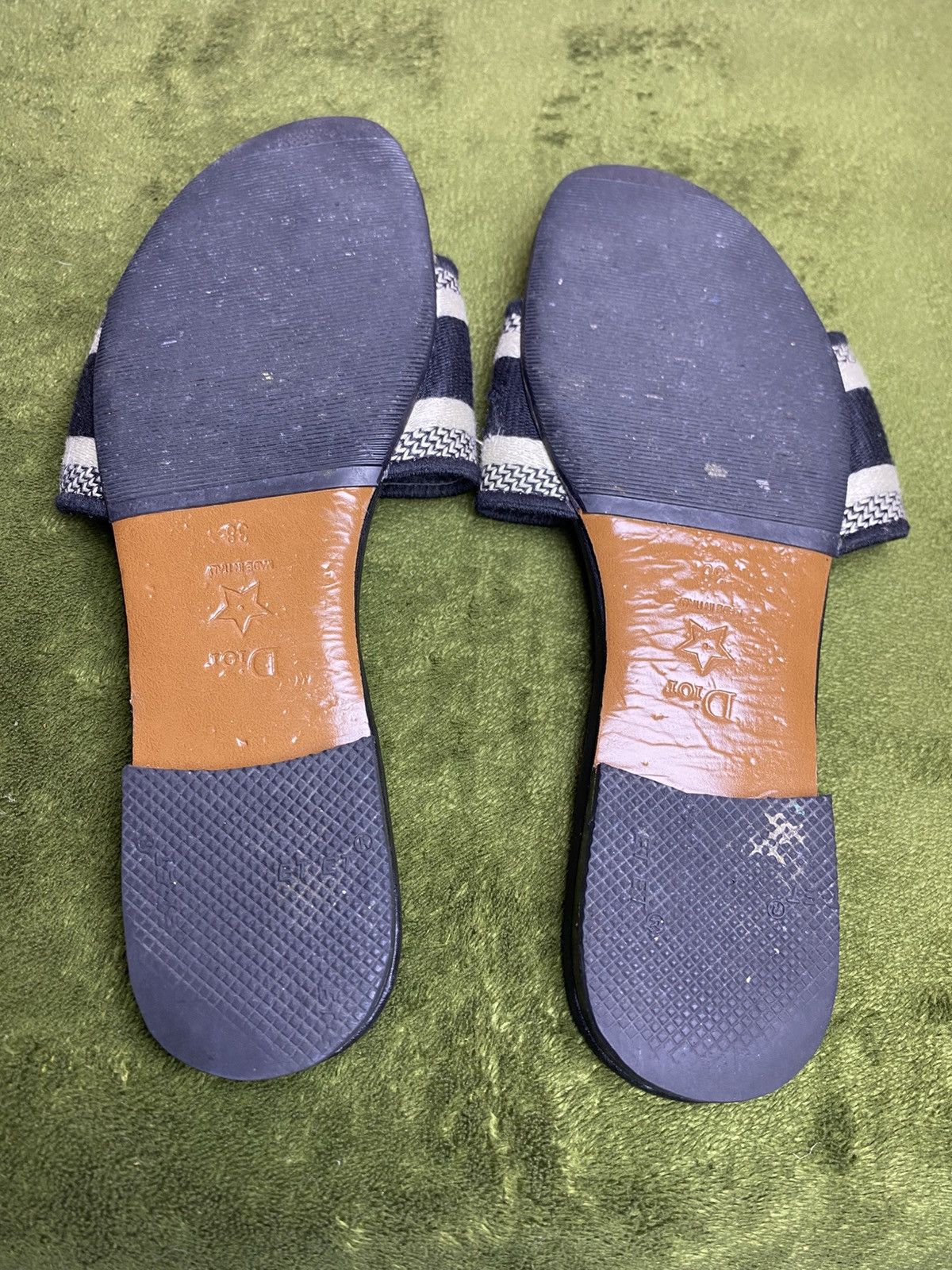 Dior CHRISTIAN DIOR DWAY NAVY BLUE FABRIC SLIDES SANDALS SHOES Size US 8 / IT 38 - 5 Thumbnail