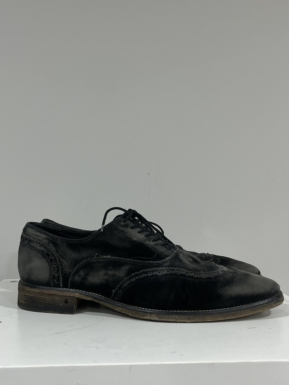 John Varvatos Fleetwood velvet brogues size 10.5. Size US 10.5 / EU 43-44 - 11 Thumbnail