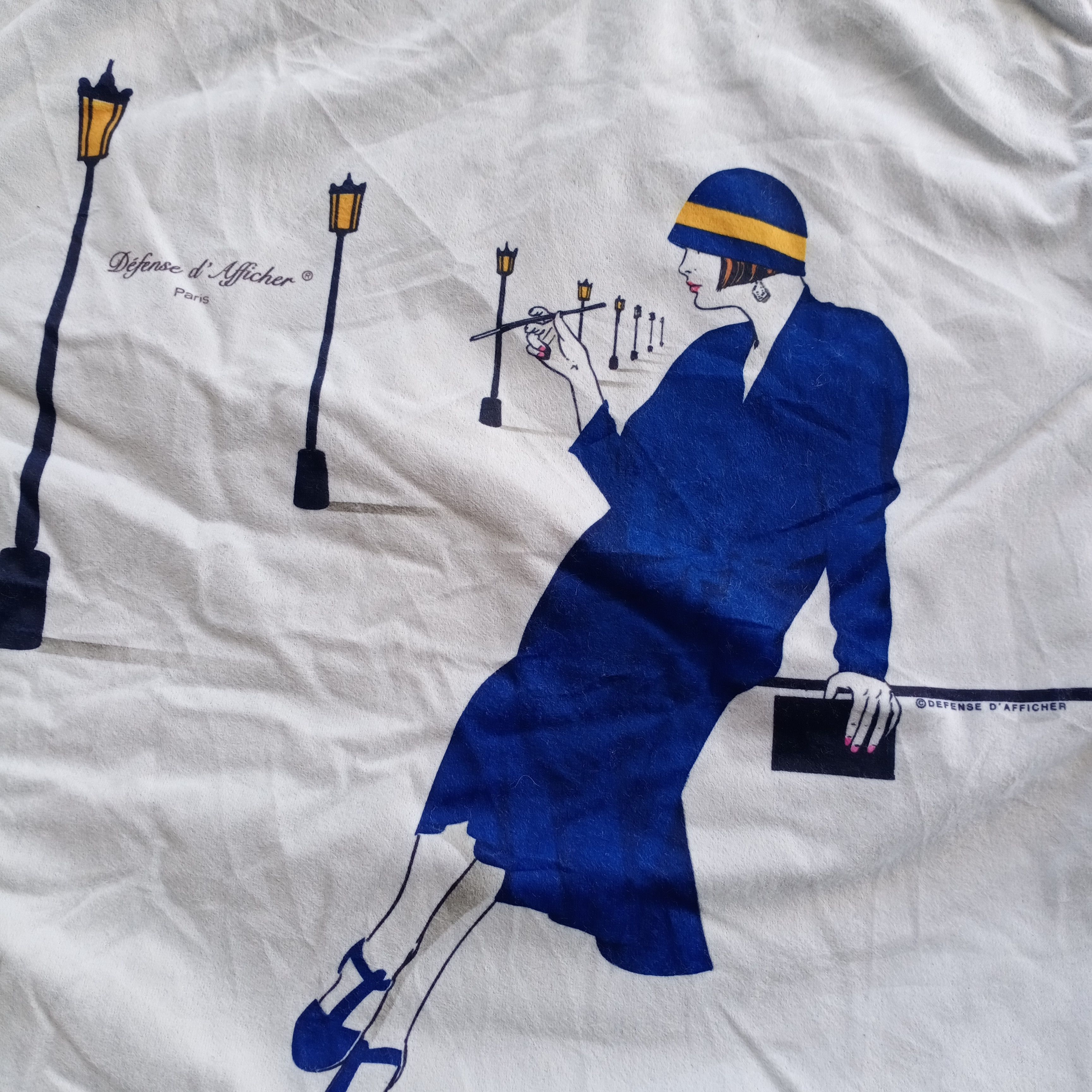 Designer Vintage Defense D'Afficher Paris Made France Lady Art Shirt Size US S / EU 44-46 / 1 - 2 Thumbnail