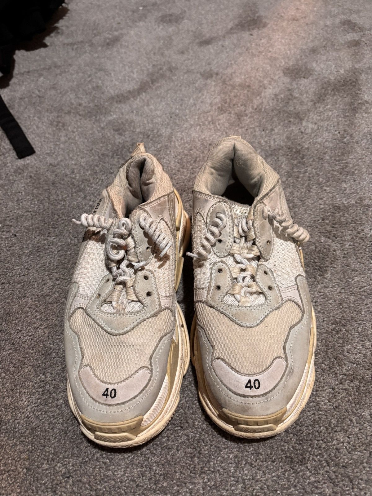 Balenciaga Balenciaga Triple S Sneaker Size US 8.5 / EU 41-42 - 1 Thumbnail