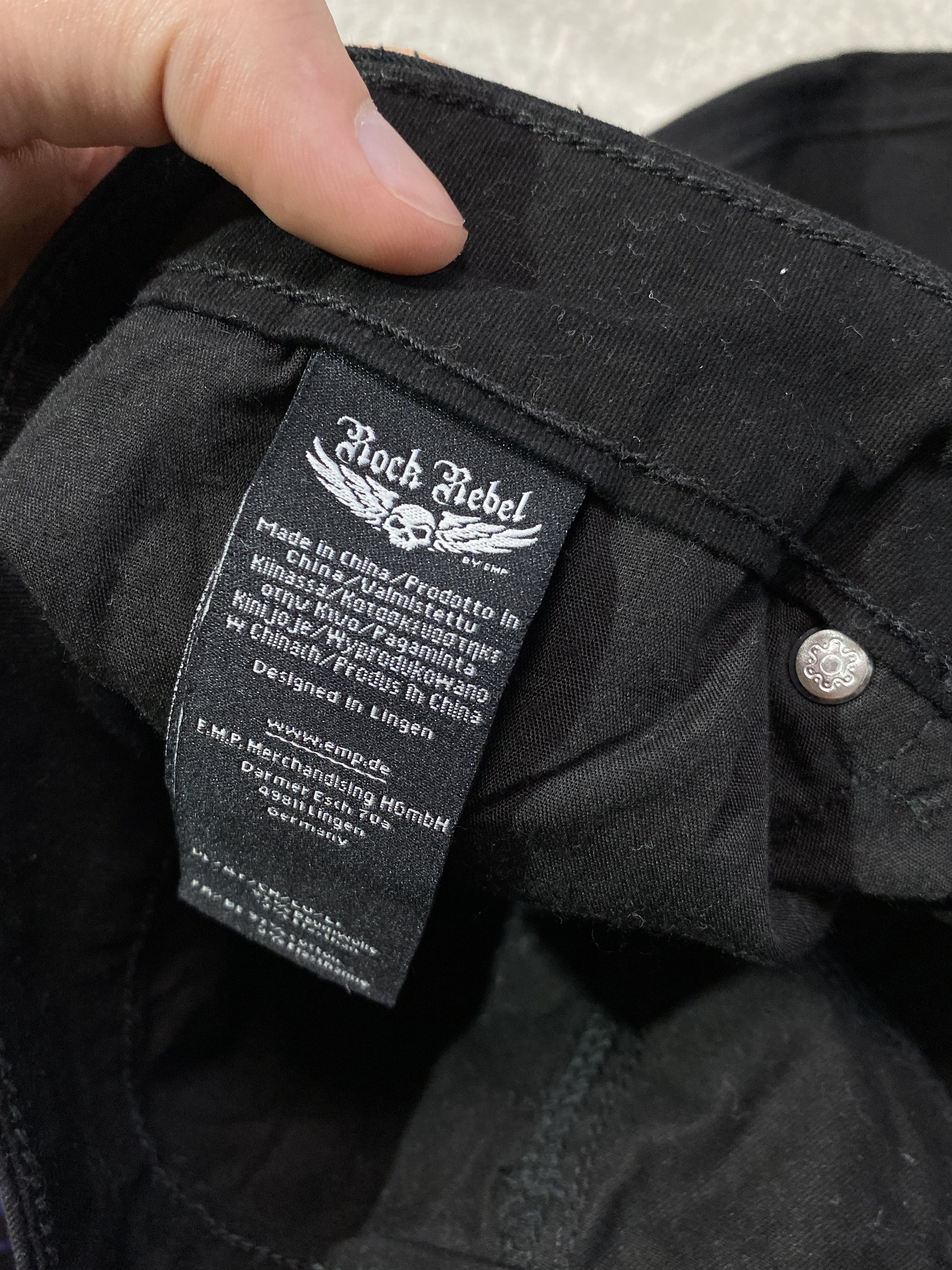 Black Label Vintage Y2K Black Label Gothic Chino Shorts Size US 30 / EU 46 - 8 Thumbnail