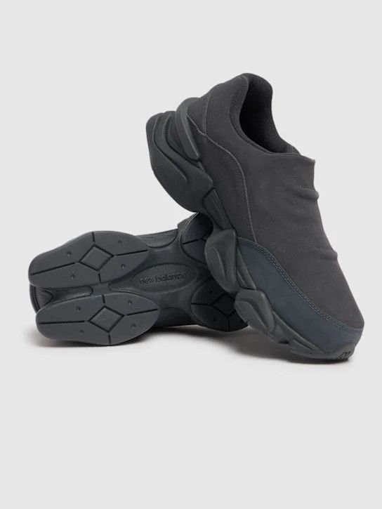 New Balance o1lsvrm0425 8040 Sneakers in Triple Black Size US 10 / EU 43 - 4 Thumbnail