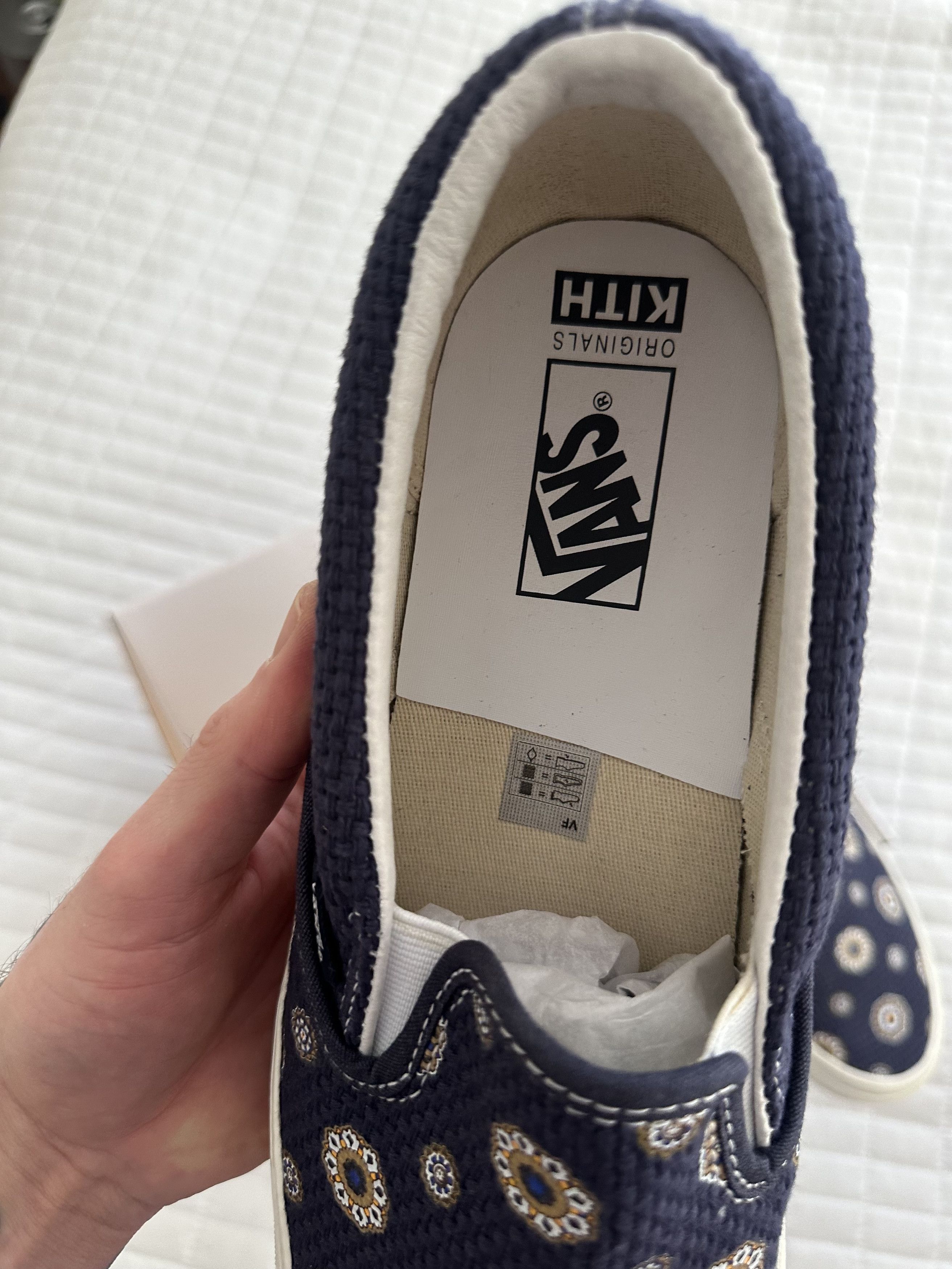 Kith × Vans Vans OG Classic Slip-On LX Kith for Vault Medallion Size US 11.5 / EU 44-45 - 8 Thumbnail
