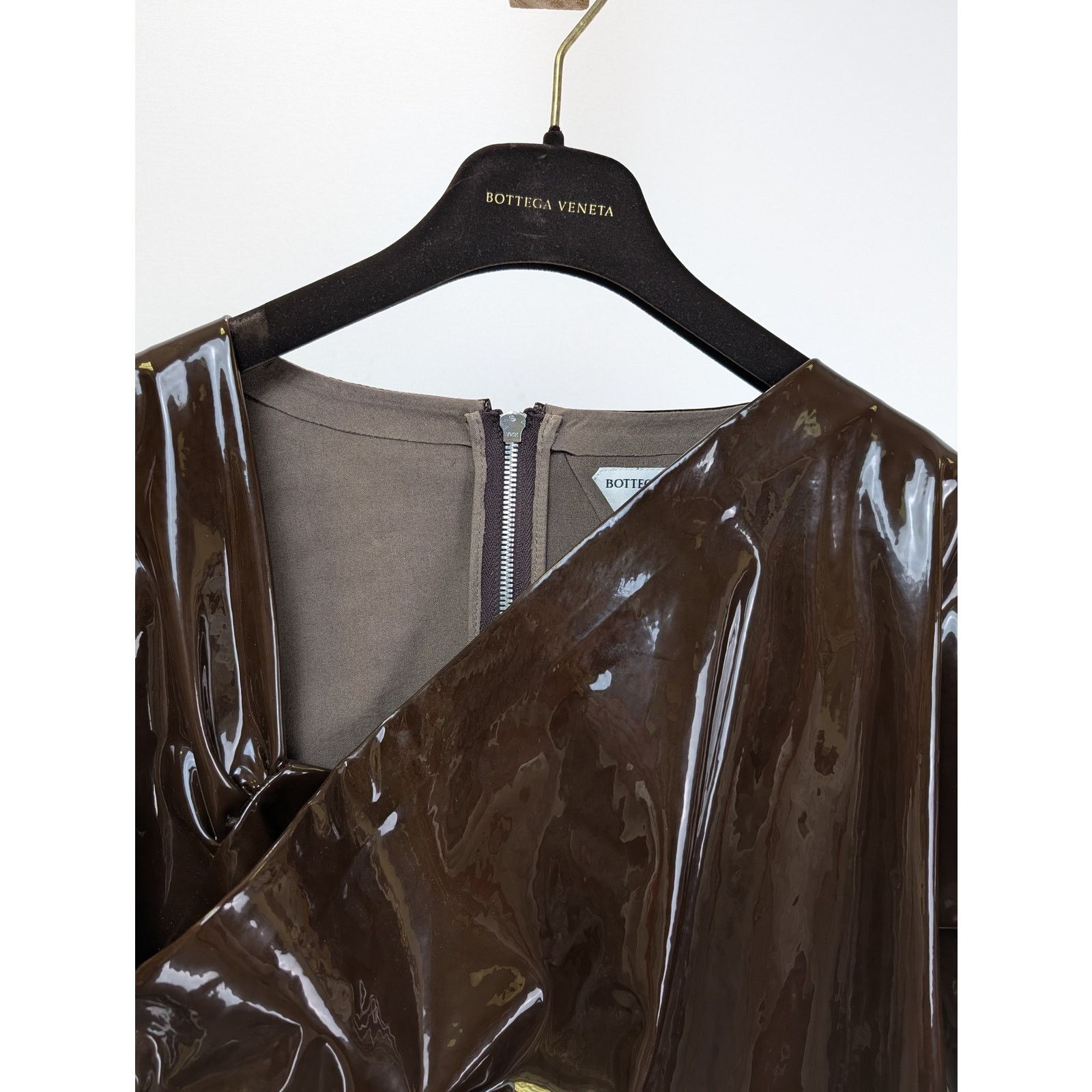 Bottega Veneta o1rshd1 Patent Stretch Leather Dress in Fondant Size XS / US 0-2 / IT 36-38 - 5 Thumbnail