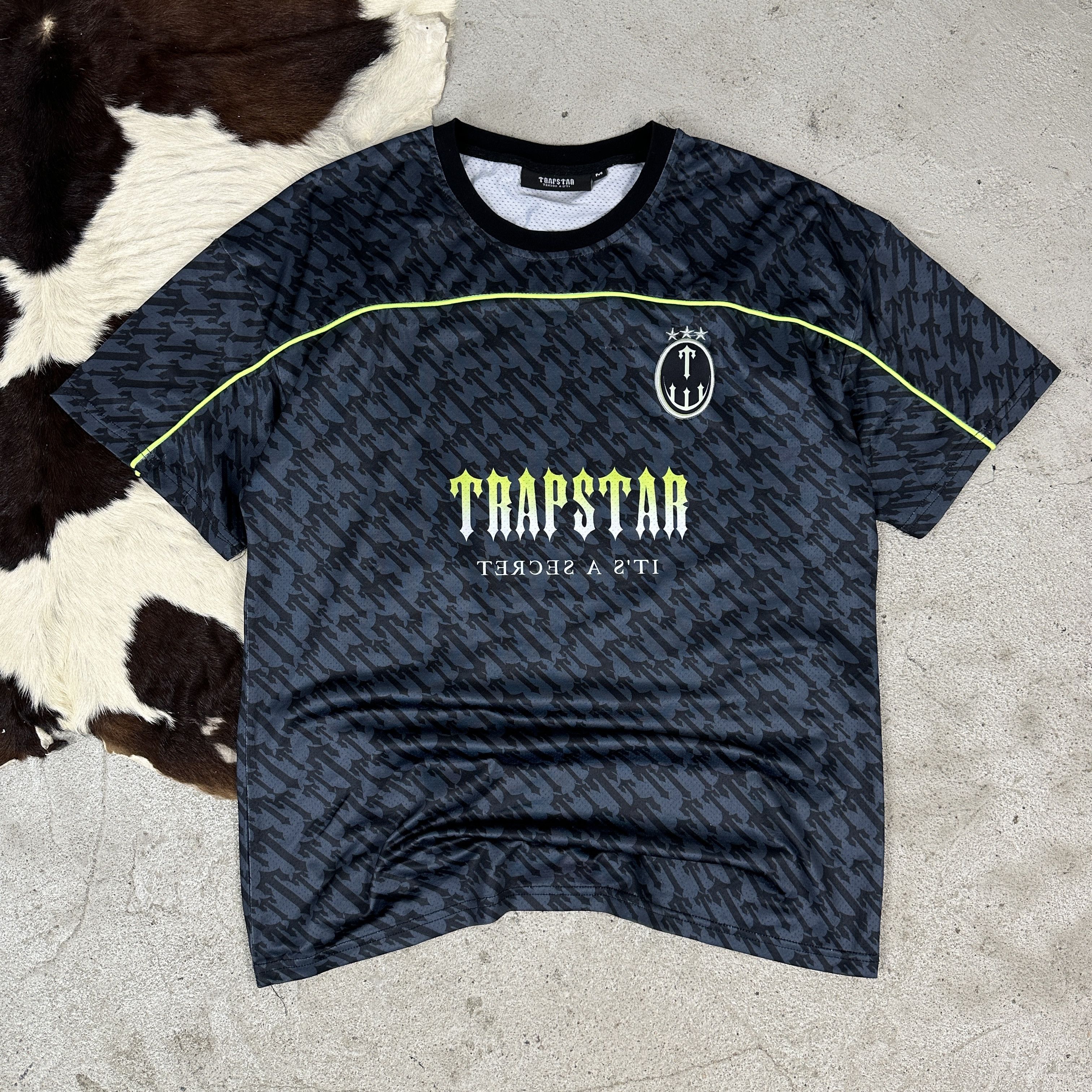 Trapstar London × Vintage Vintage Sportswear Active Athletic Football Trapstar Jersey Size US M / EU 48-50 / 2 - 3 Thumbnail