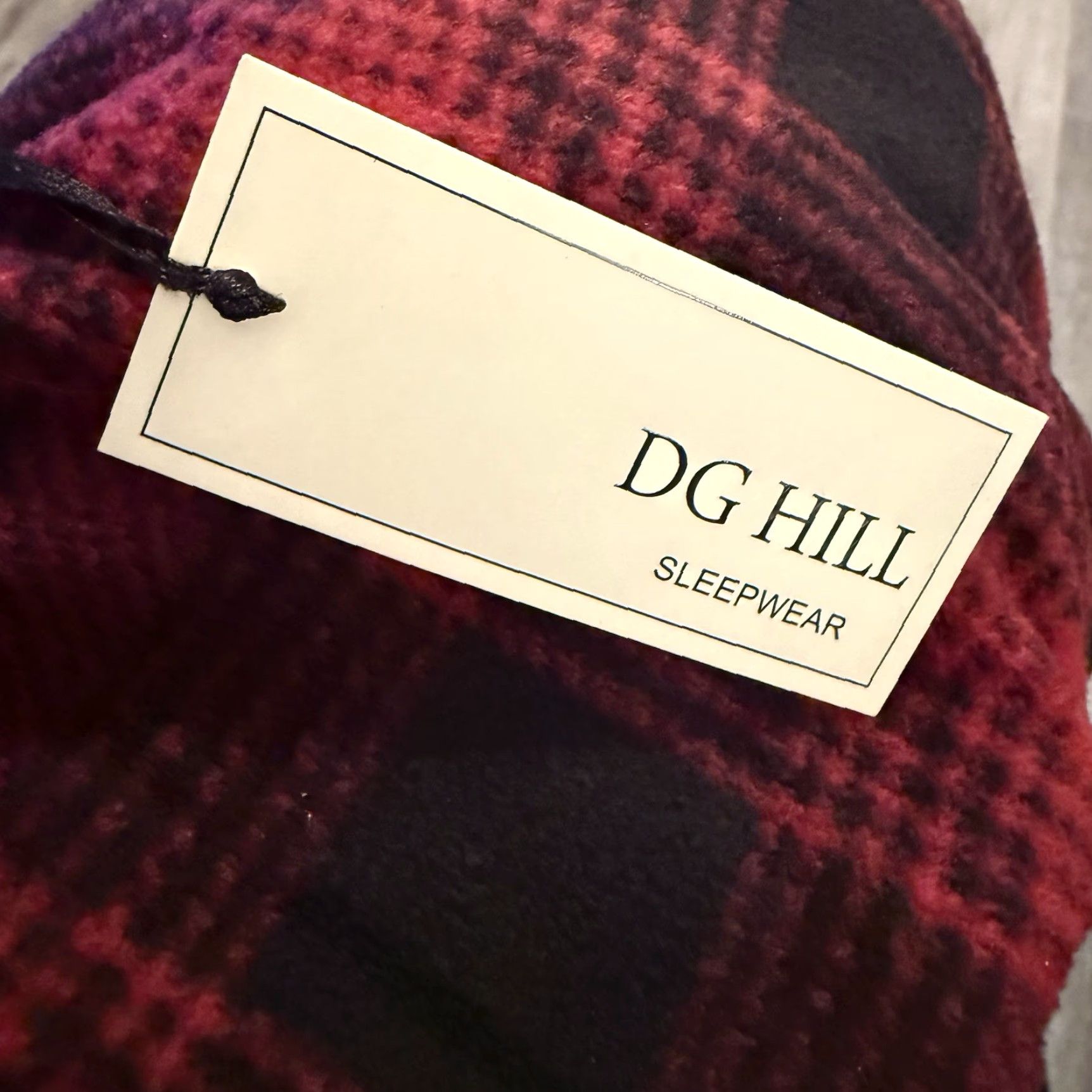 Vintage DG Hill Pajama Pants Mens 2XL Red Black Plaid Fleece Pull-On Drawstring Christmas Holiday Lightweight 100% Polyester Womens? Size US 39 - 5 Thumbnail