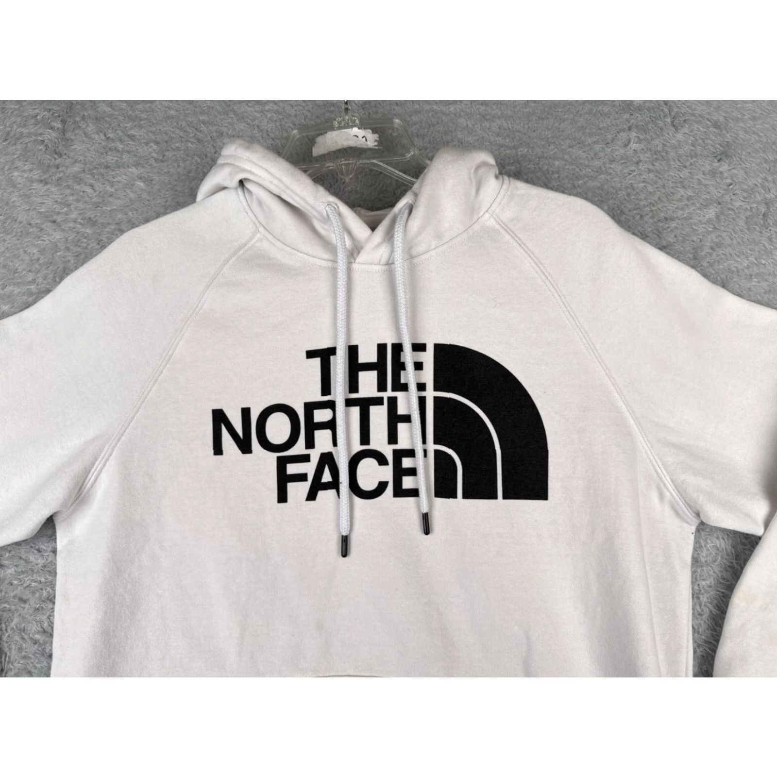 The North Face VINTAGE The North Face Hoodie Shirt Womens Medium White Pullover Pockets Logo Brand 90s Mens Womens Size M / US 6-8 / IT 42-44 - 4 Thumbnail