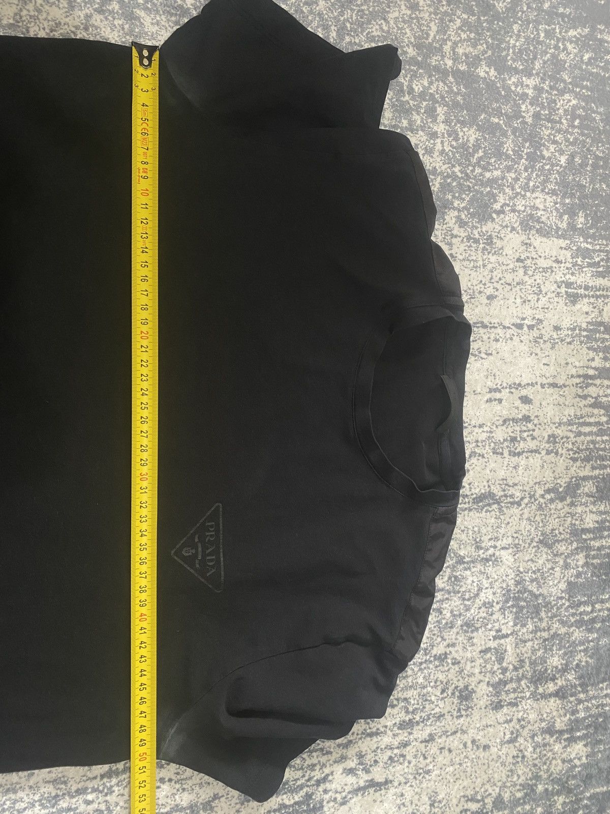 Other Luxury prada with logo on chest tee 2023 Size US M / EU 48-50 / 2 - 11 Thumbnail