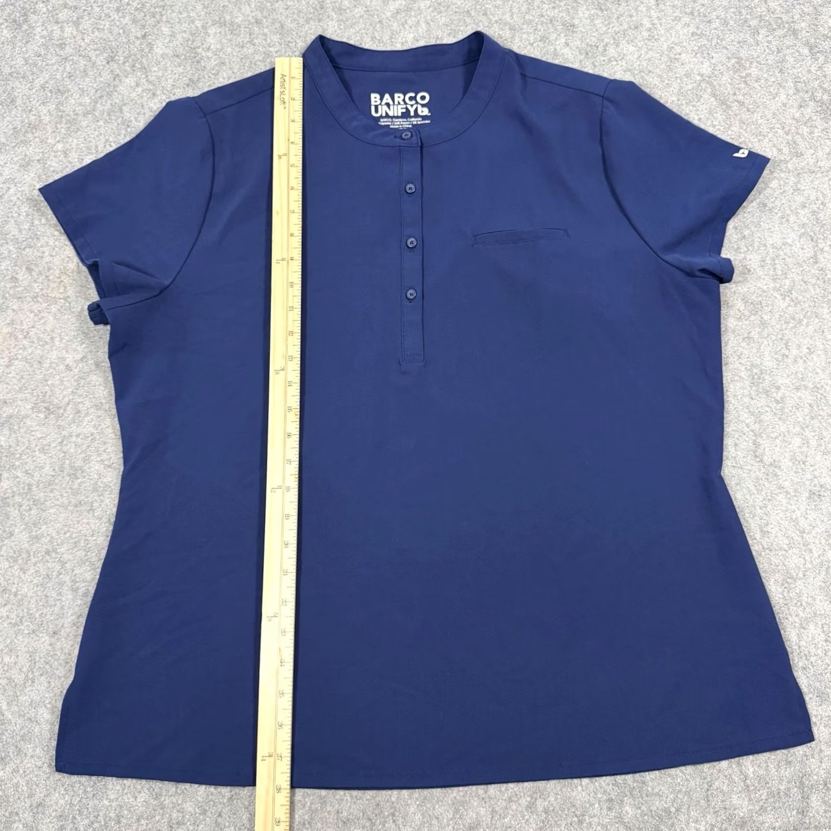 Vintage Barco Unify Scrub Top Women's XL Navy Blue Button-Front Collar Tuck-In Size XL / US 12-14 / IT 48-50 - 4 Thumbnail
