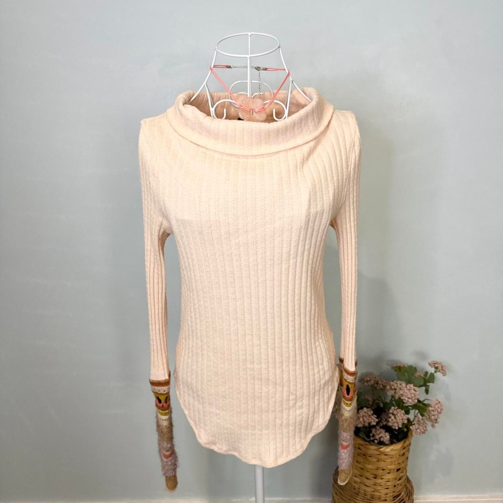 Free People pink Free People long sleeve ribbed henley thermal sweater Size M / US 6-8 / IT 42-44 - 2 Thumbnail