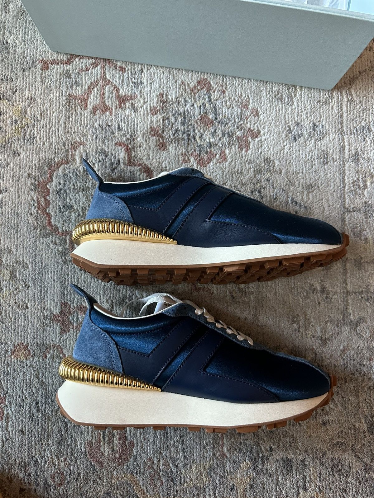 Lanvin Lanvin Bumpr sneakers with gold details. Original $950! Size US 11 / IT 41 - 1 Thumbnail