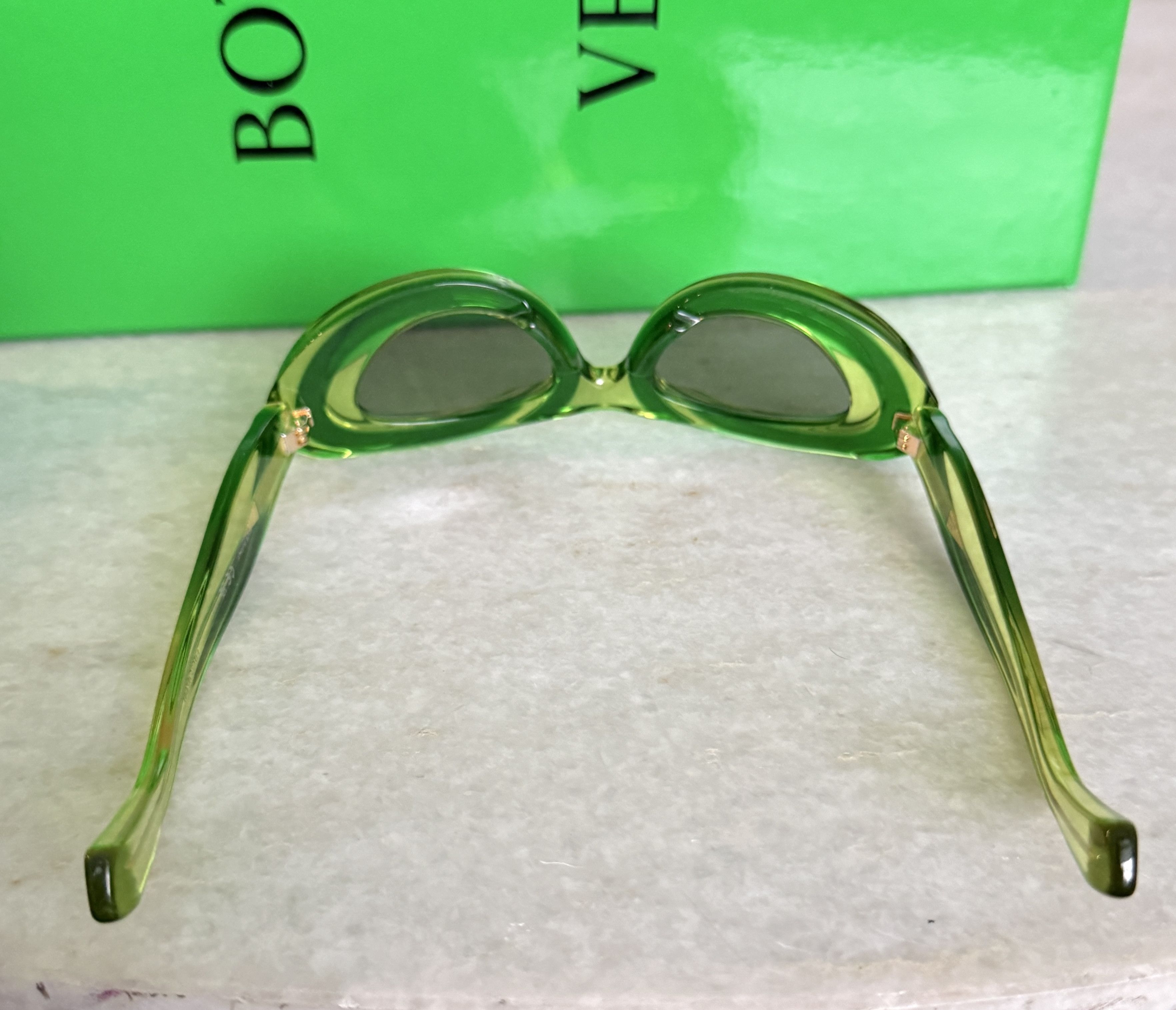 Bottega Veneta BOTTEGA VENETA Women's Green Cat Eye Sunglasses 703244 Size ONE SIZE - 16 Thumbnail