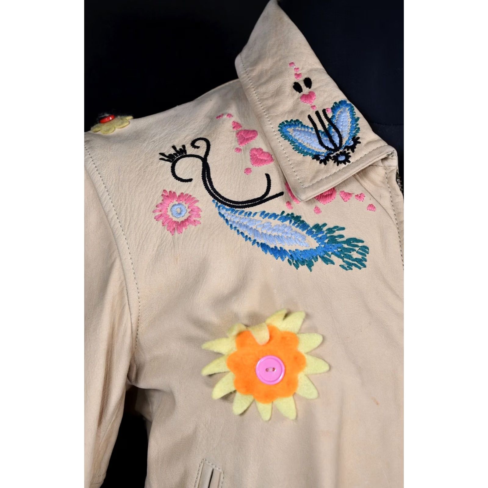 Levi's LVC Levi’s Vintage Clothing 1930's Leather Jacket Women's M Embroidered Beige Leather Jacket Womens M Size M / US 6-8 / IT 42-44 - 4 Thumbnail