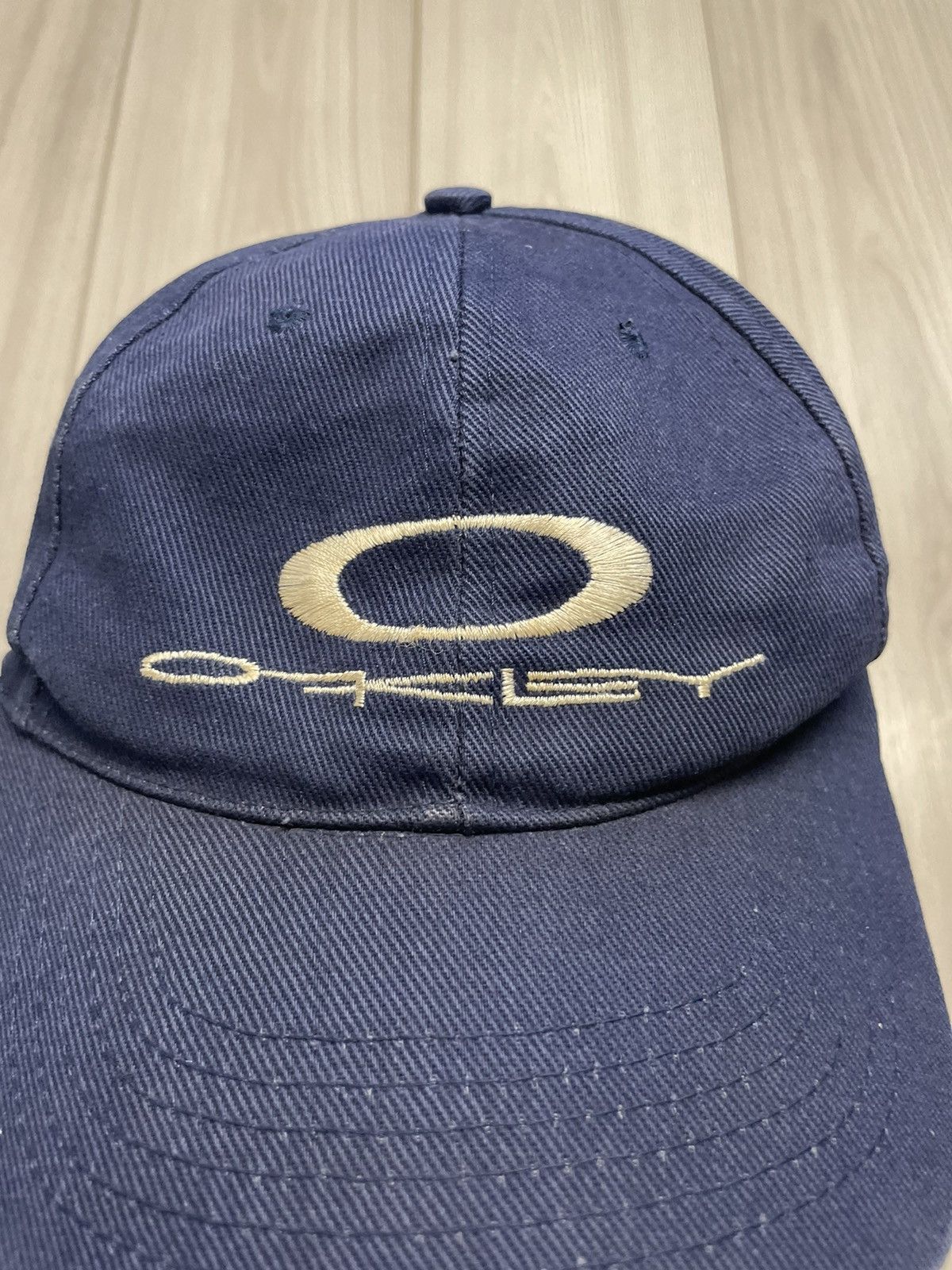 Oakley × Vintage Vintage Oakley matter distressed Hat Cap y2k Size ONE SIZE - 2 Thumbnail