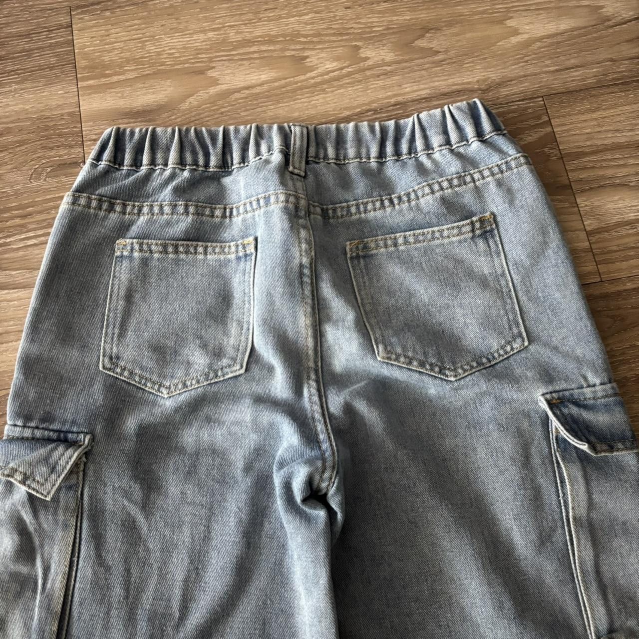 Vintage Crazy Vintage Y2K/2000s Light Wash Streetwear Cargo Denim Jeans! 27x28 Size US 27 - 7 Thumbnail