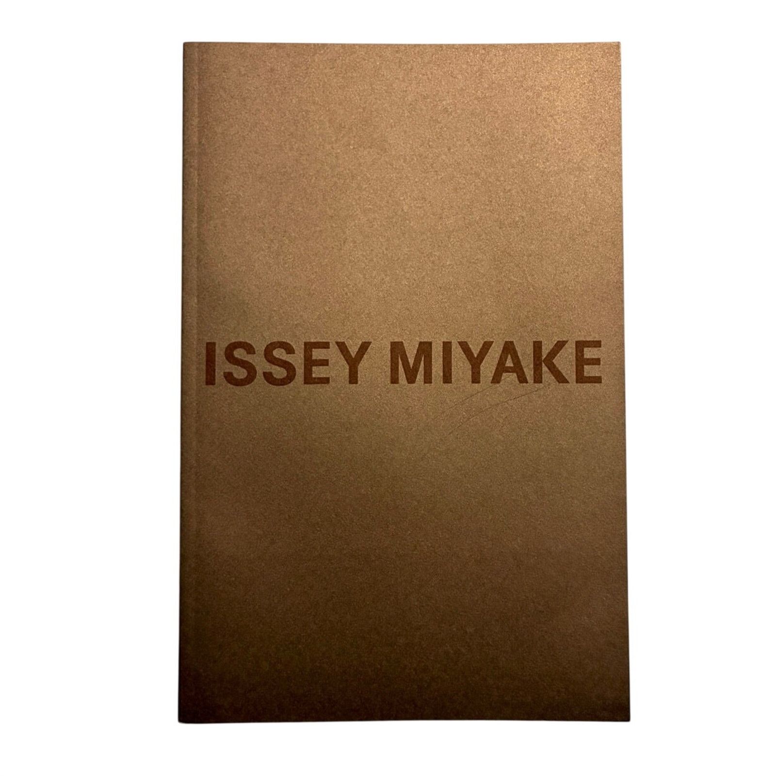 Issey Miyake × Japanese Brand × Pleats Please Issey Miyake Issey Miyake spring summer 2006 look book catalog Size ONE SIZE - 1 Thumbnail