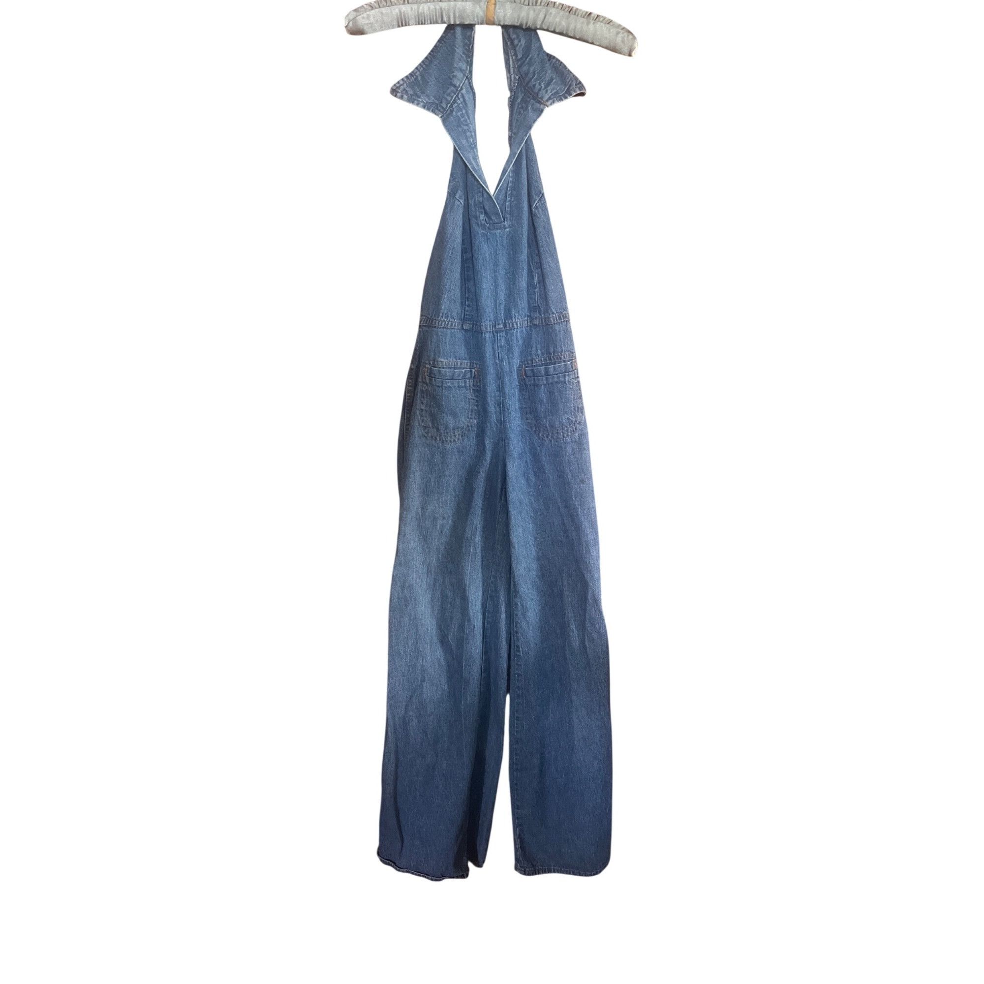 Vintage Vintage 70's Denim Halter Jumpsuit With Open Back & Wide-Leg Size 26" / US 2 / IT 38 - 1 Thumbnail