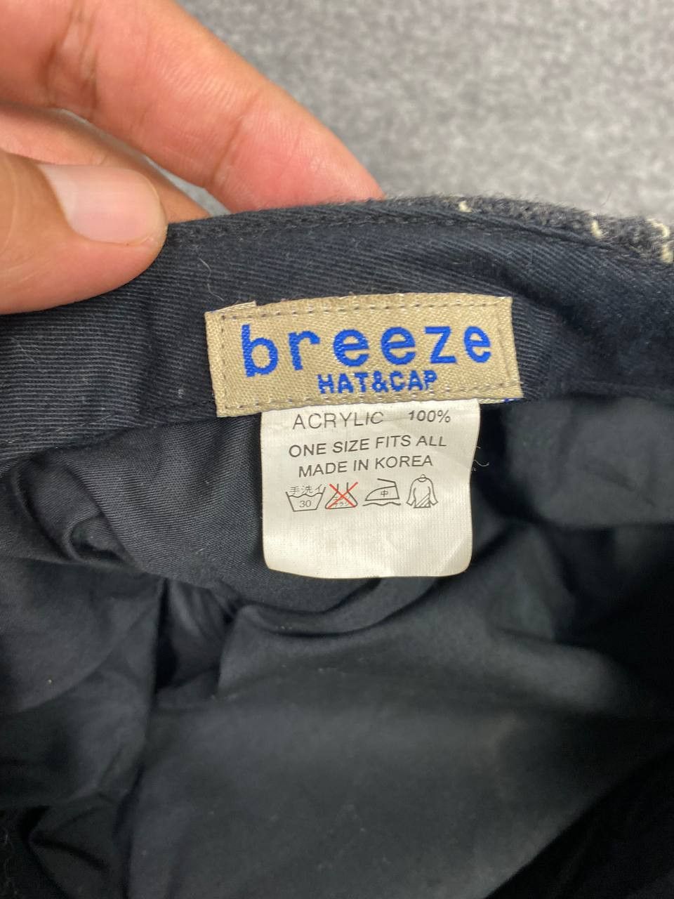 Japanese Brand breeze acrylic striped beretta hat nice design Size ONE SIZE - 7 Thumbnail