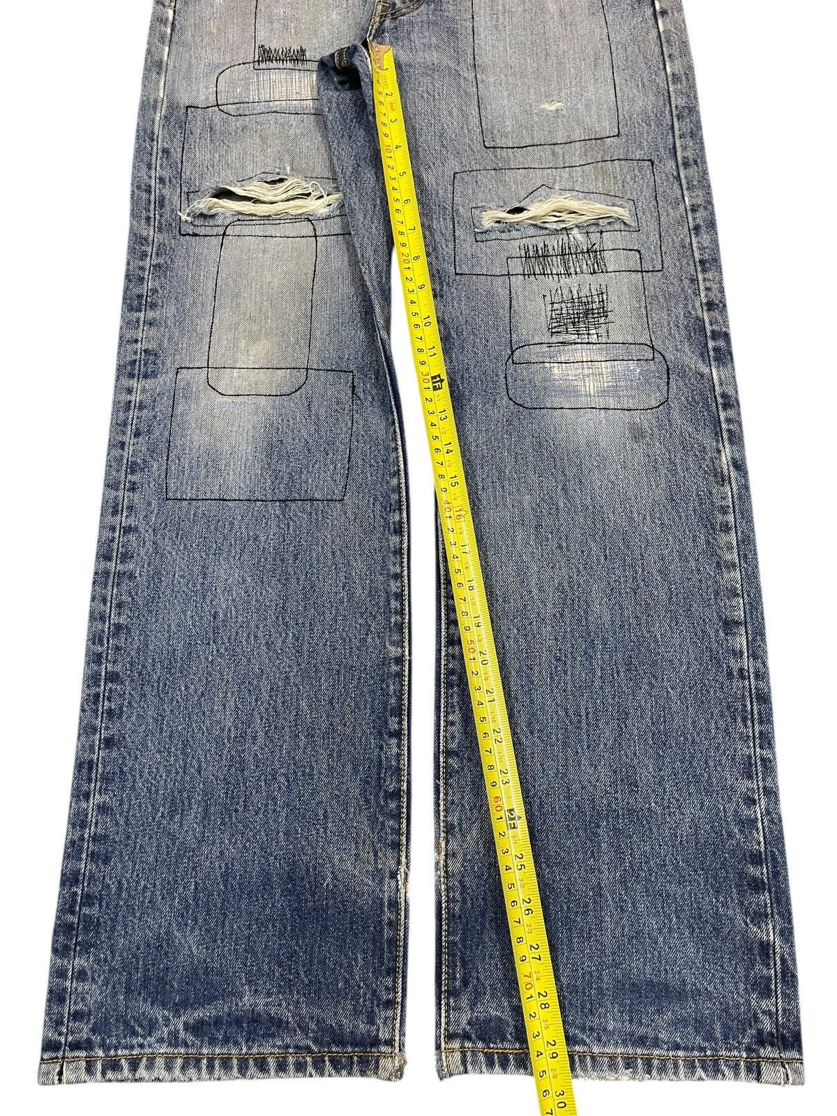 Levi's Vintage Levis 501 Blue Wash Distressed Style Loose Jeans Size US 32 / EU 48 - 13 Thumbnail